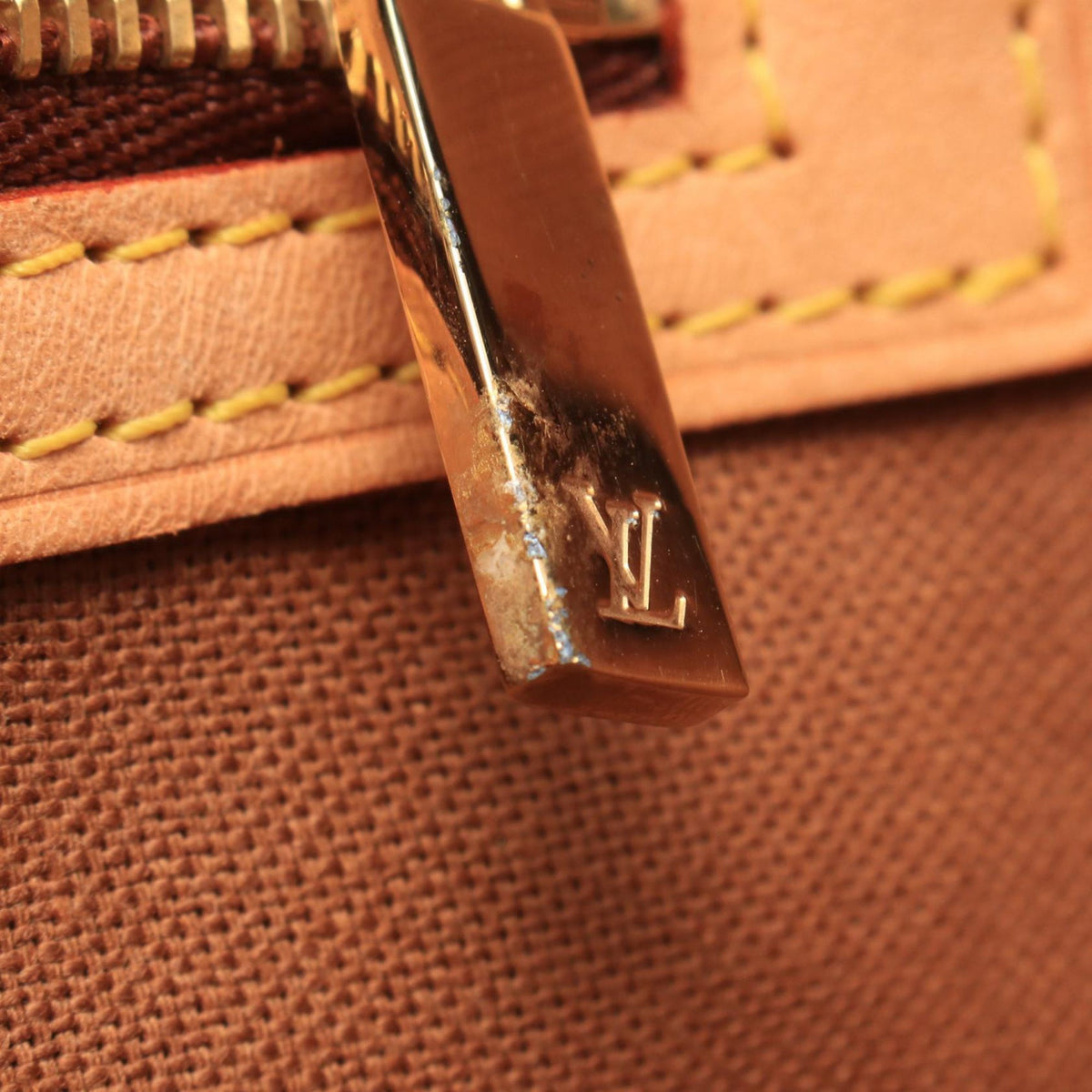 Louis Vuitton Monogram Cabas Mezzo