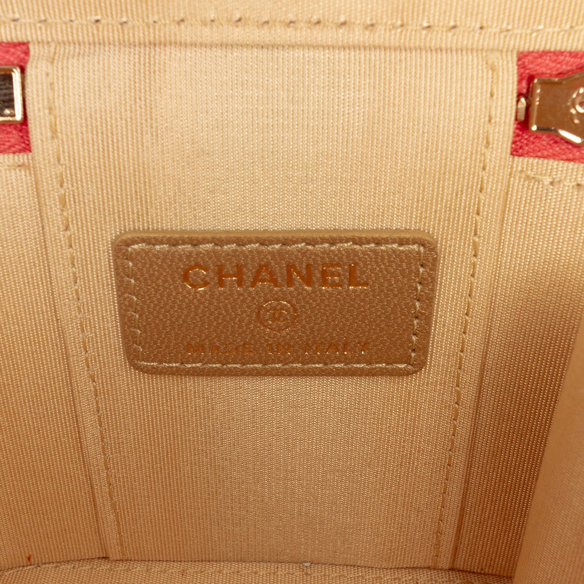 Chanel Mini Quilted Lambskin Pearl Crush Vanity Case With Chain