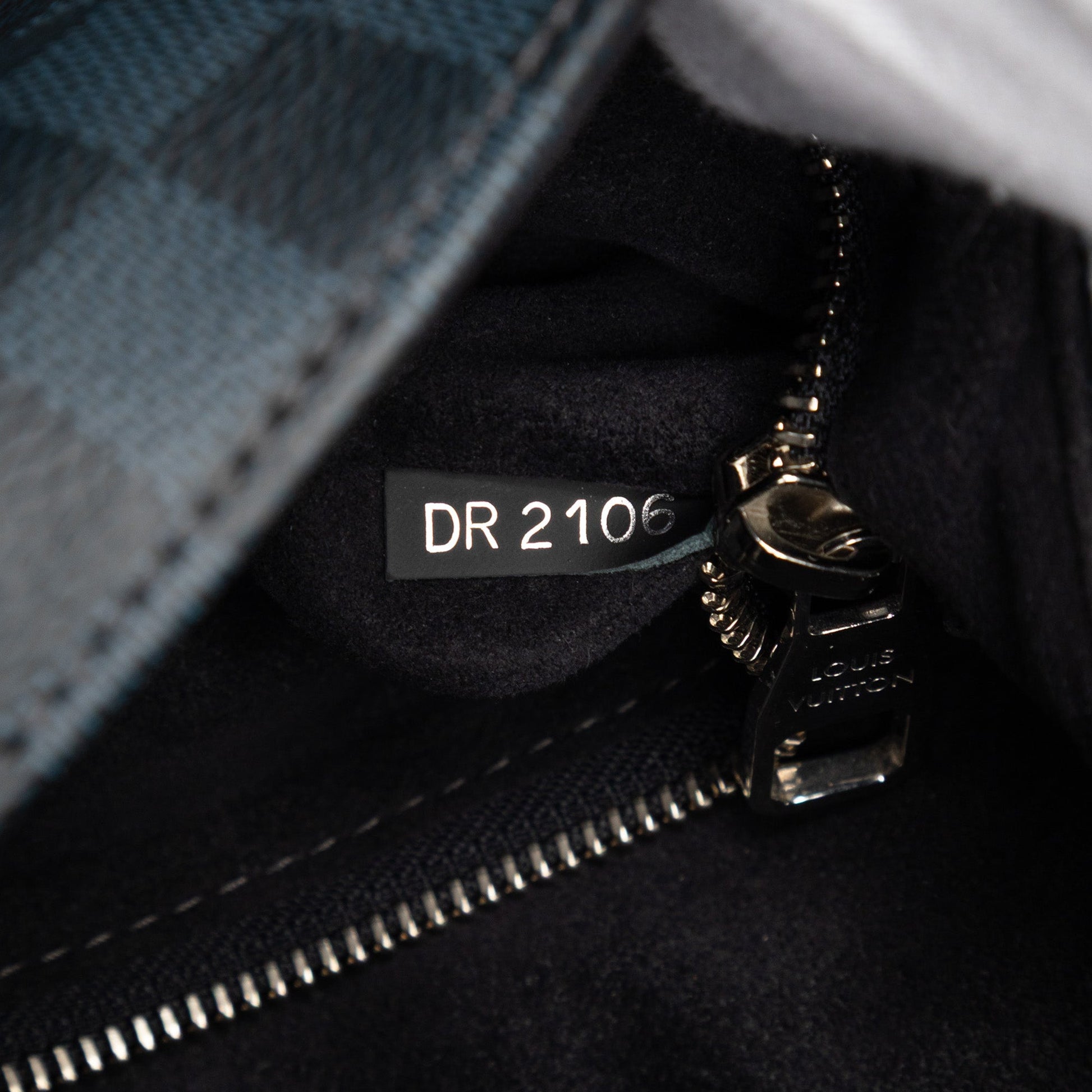 Louis Vuitton Damier Cobalt Newport Messenger PM