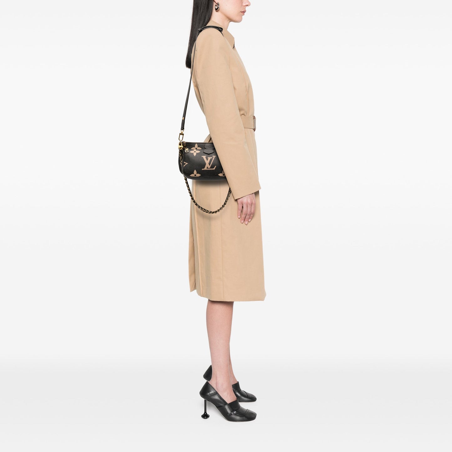 Louis Vuitton Monogram Giant Empreinte Bicolor Multi Pochette Accessoires