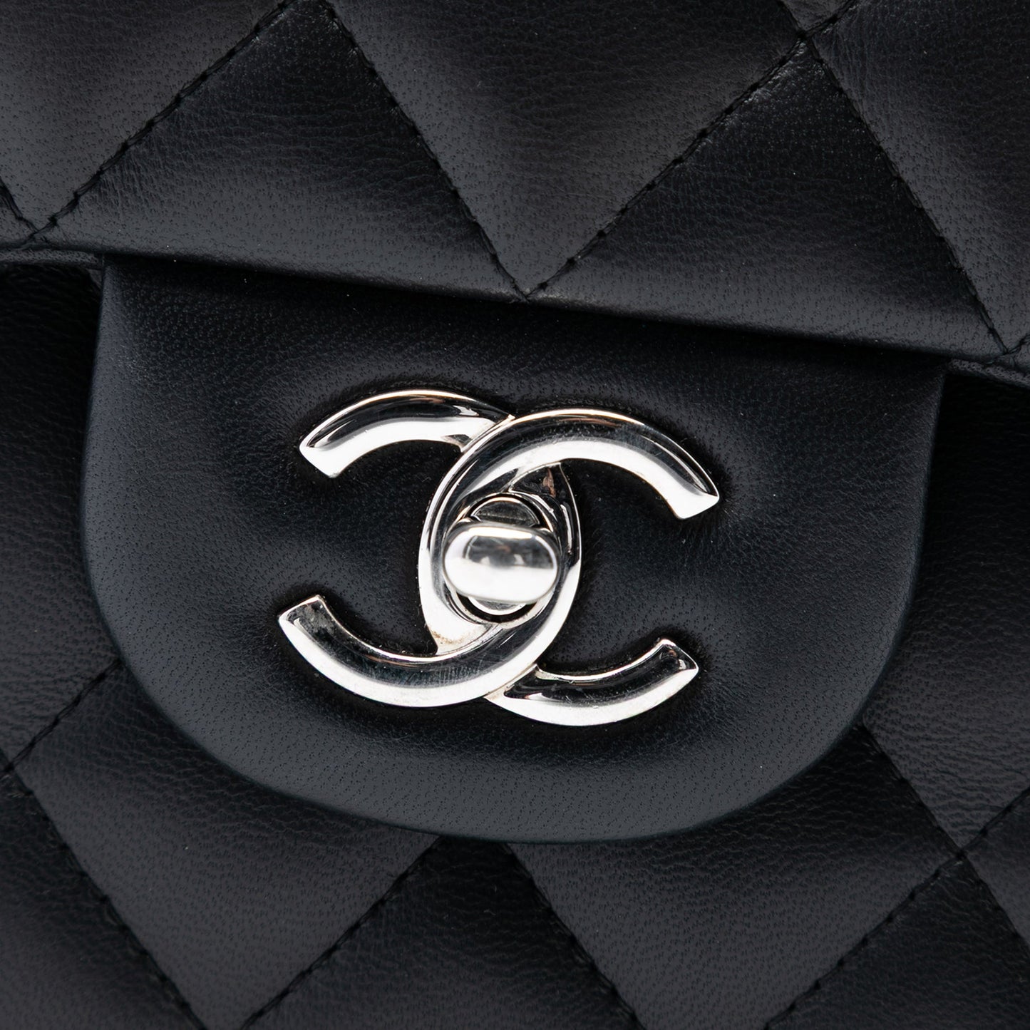 Chanel Jumbo Classic Lambskin Double Flap