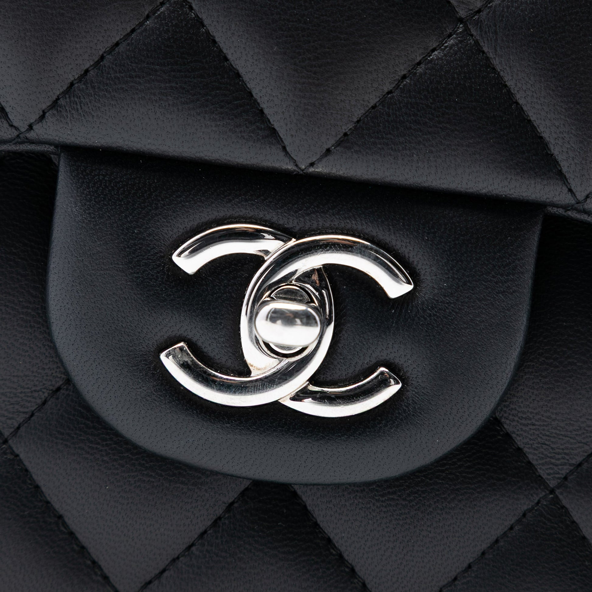 Chanel Jumbo Classic Lambskin Double Flap