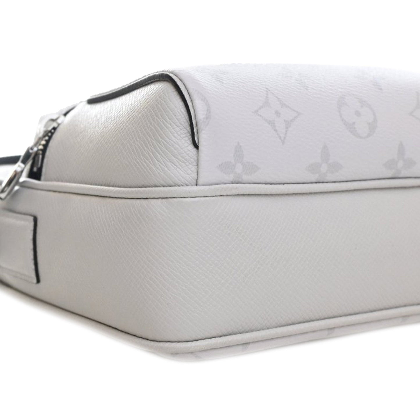 Louis Vuitton Monogram Taigarama Outdoor Messenger