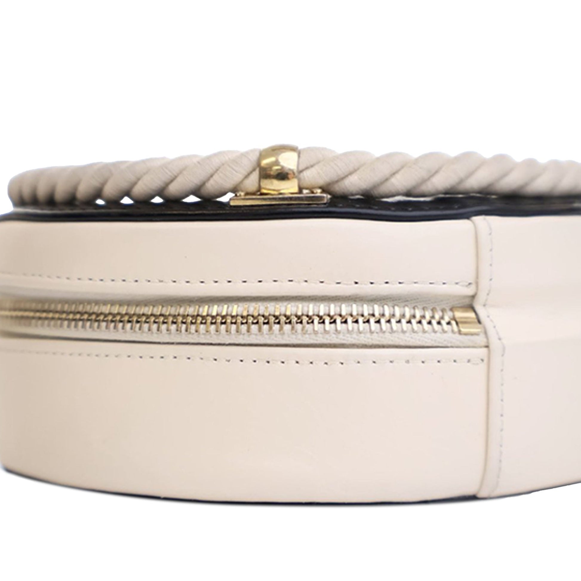 Chanel Crumpled Calfskin En Vogue Round Bag