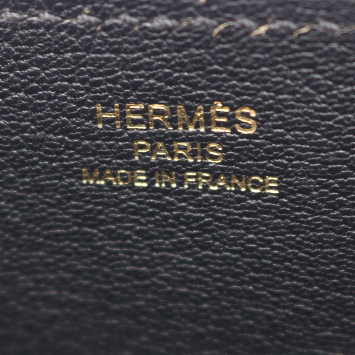 Hermès Togo Perspective Cavaliere 21 — Black