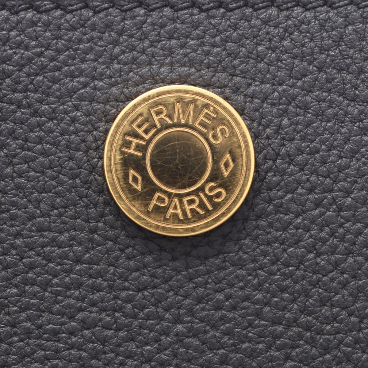 Hermès Togo Perspective Cavaliere 21 — Black