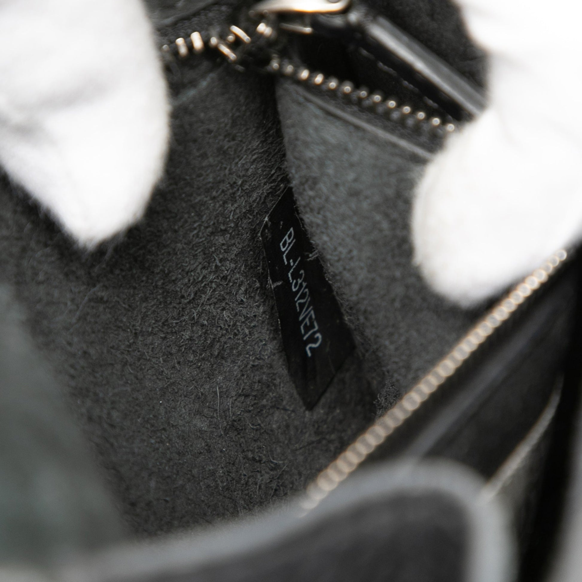 Small Leather Star Rockstud Glam Lock Crossbody