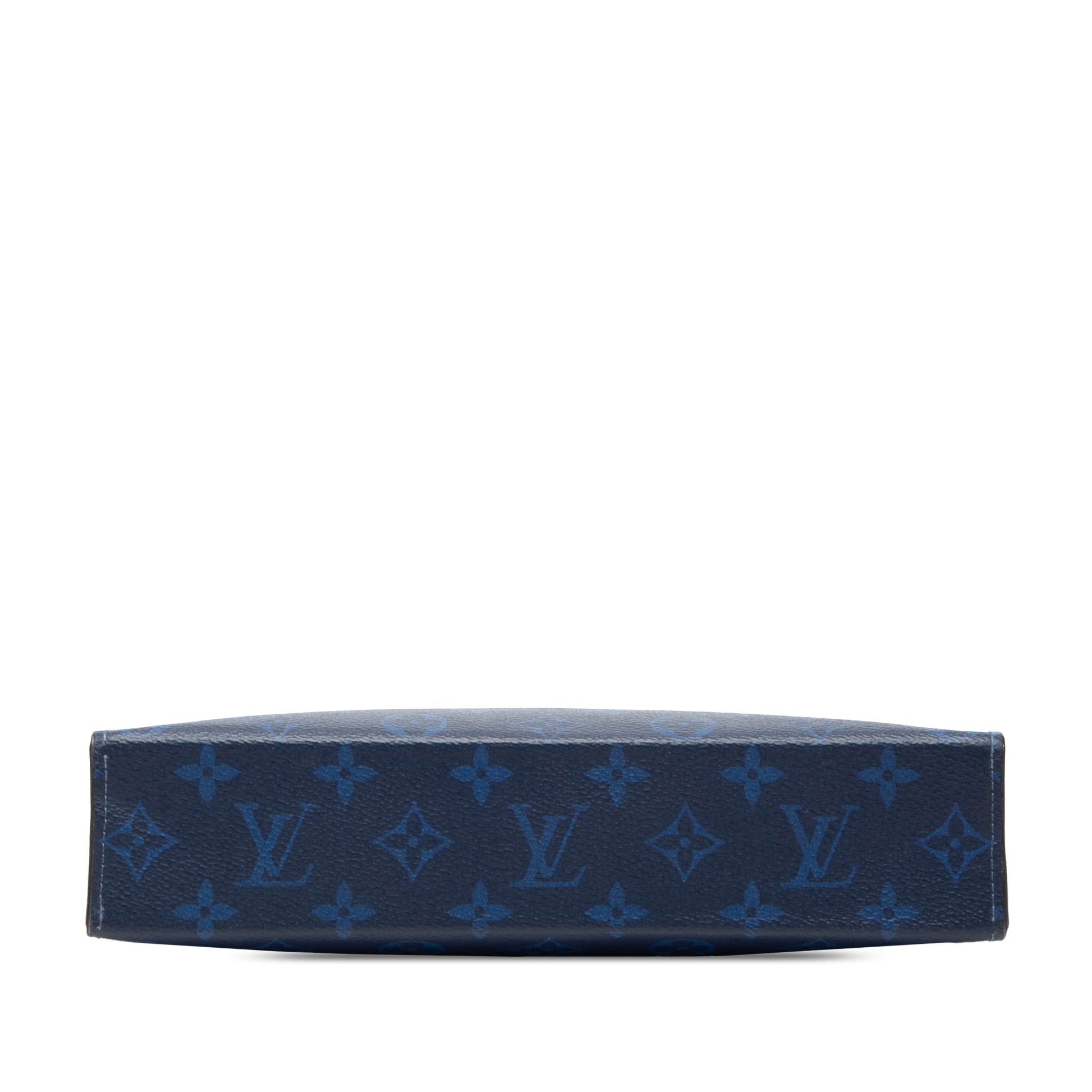 Monogram Taigarama Pochette Voyage MM