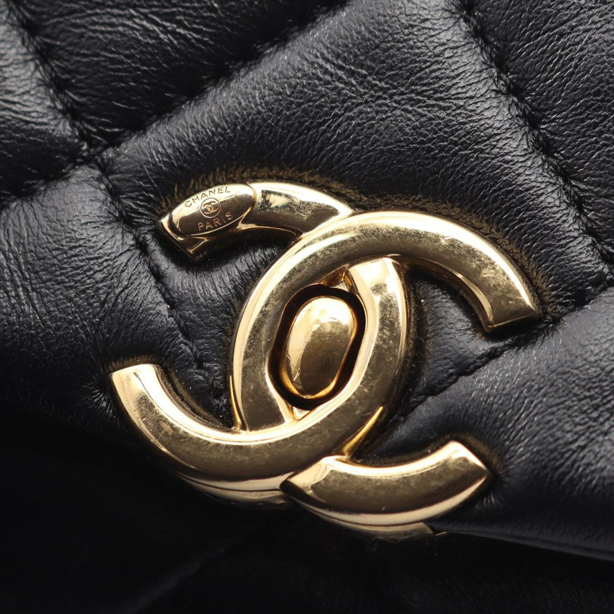 Chanel Mini Quilted Lambskin Color Match Flap — Black