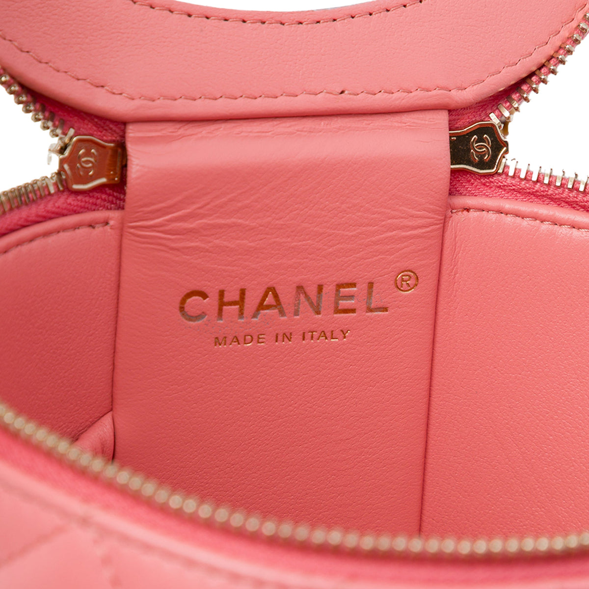 Chanel Quilted Lambskin Afternoon Tea Vanity Case with Chain — Pink