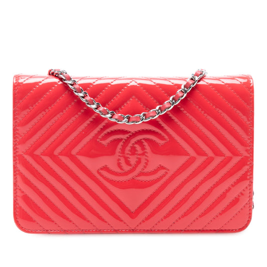 Chanel CC Patent Diamond Quilted Wallet On Chain