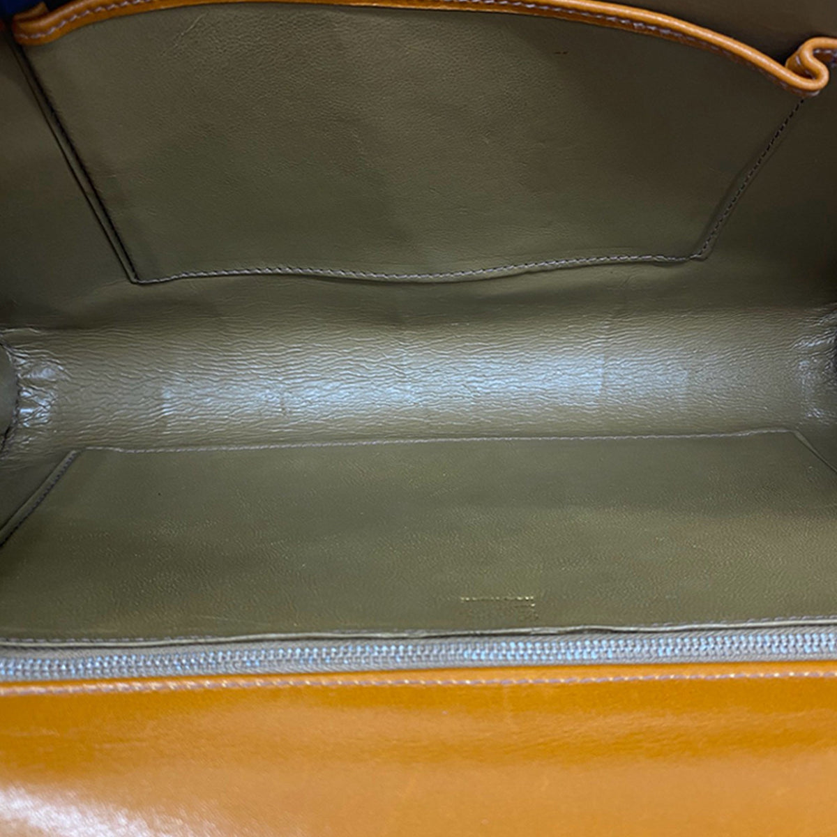 Gucci Leather Horseshoe Crossbody Bag — Orange