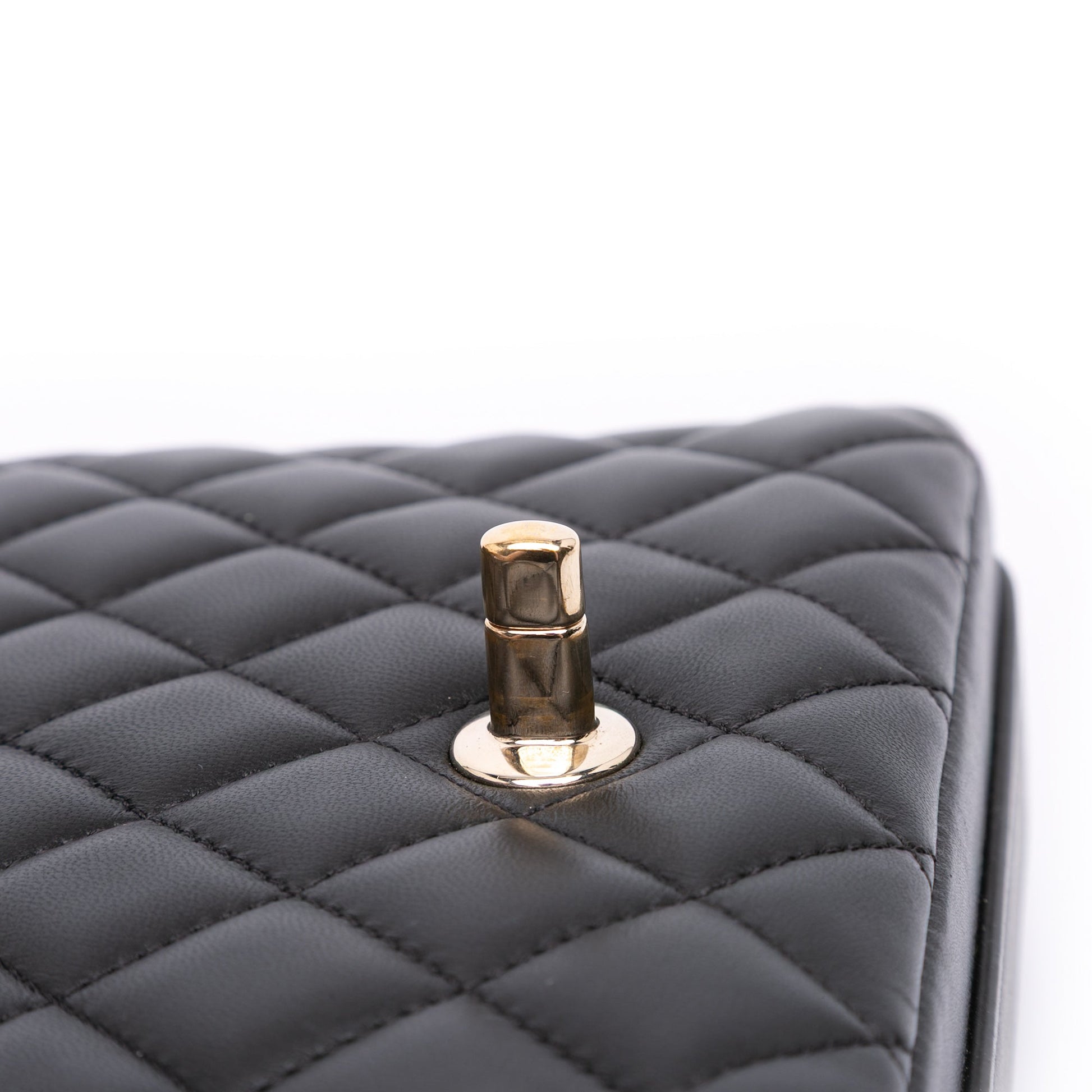 Chanel Quilted Calfskin Bolero de Chanel Flap