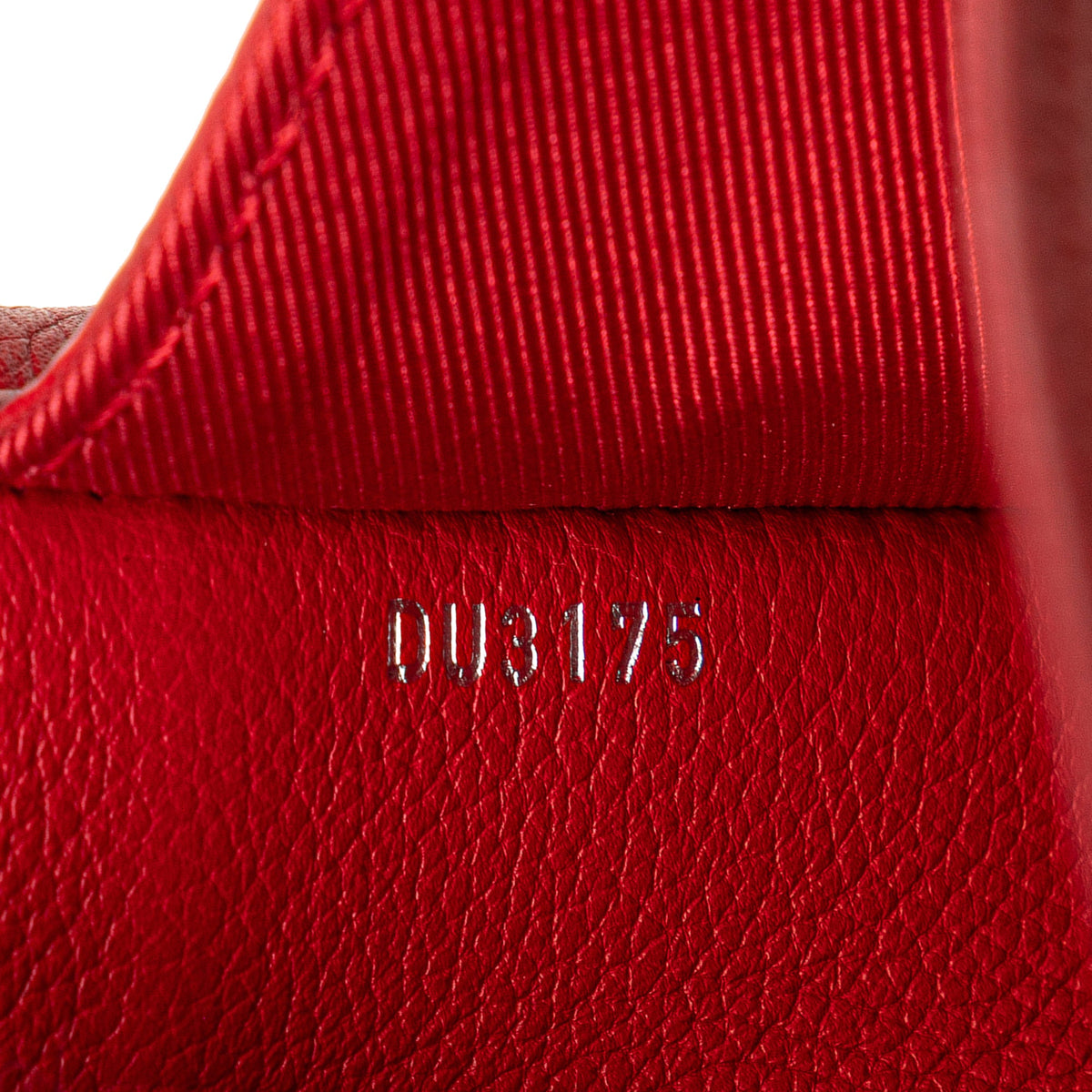 Louis Vuitton Leather Lockme II BB