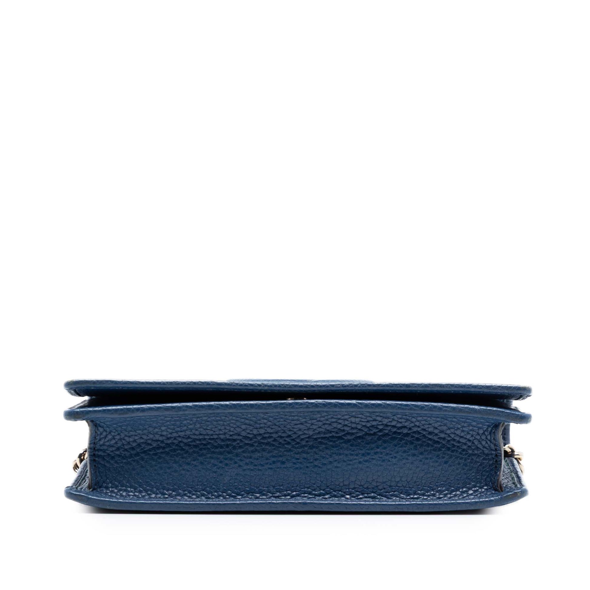Pebbled Calfskin Soho Wallet On Chain