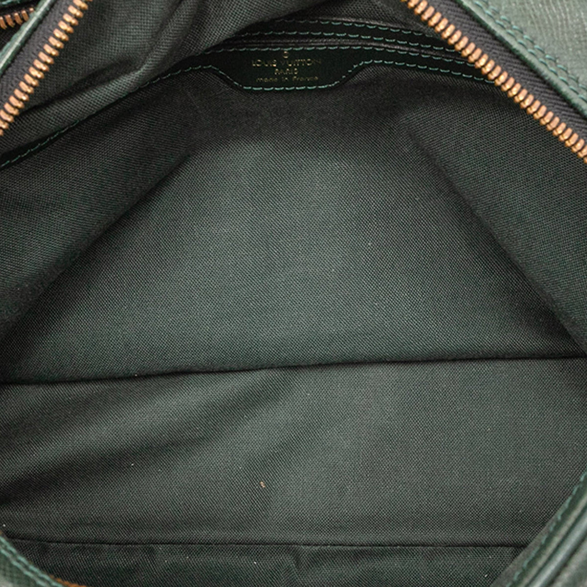 Louis Vuitton Taiga Reporter PM