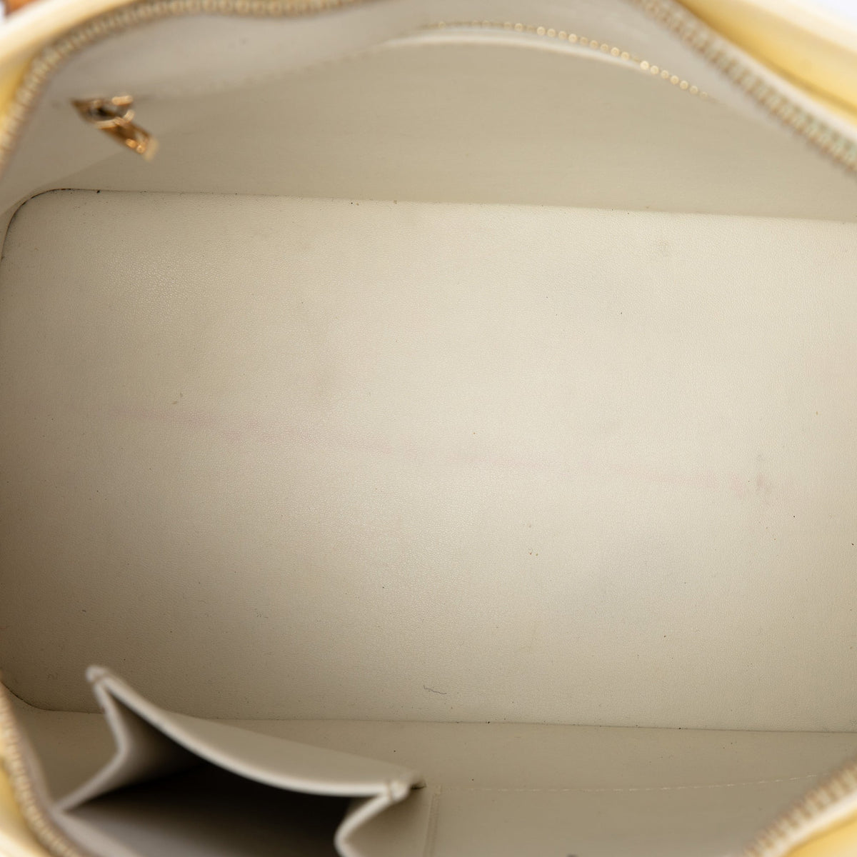 Louis Vuitton Monogram Vernis Houston — White