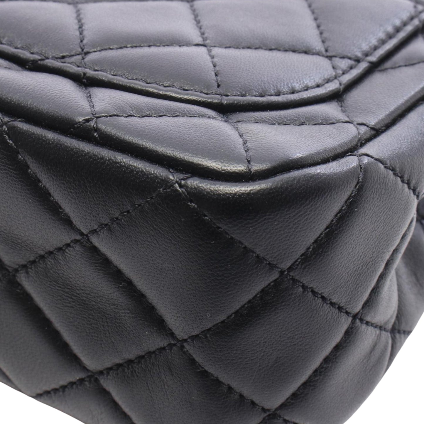 Chanel Mini Square Classic Lambskin Pearl Crush Single Flap