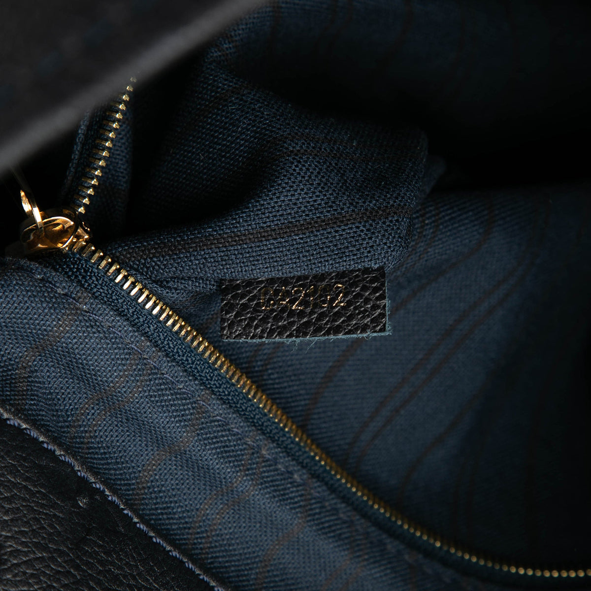Louis Vuitton Monogram Empreinte Artsy MM