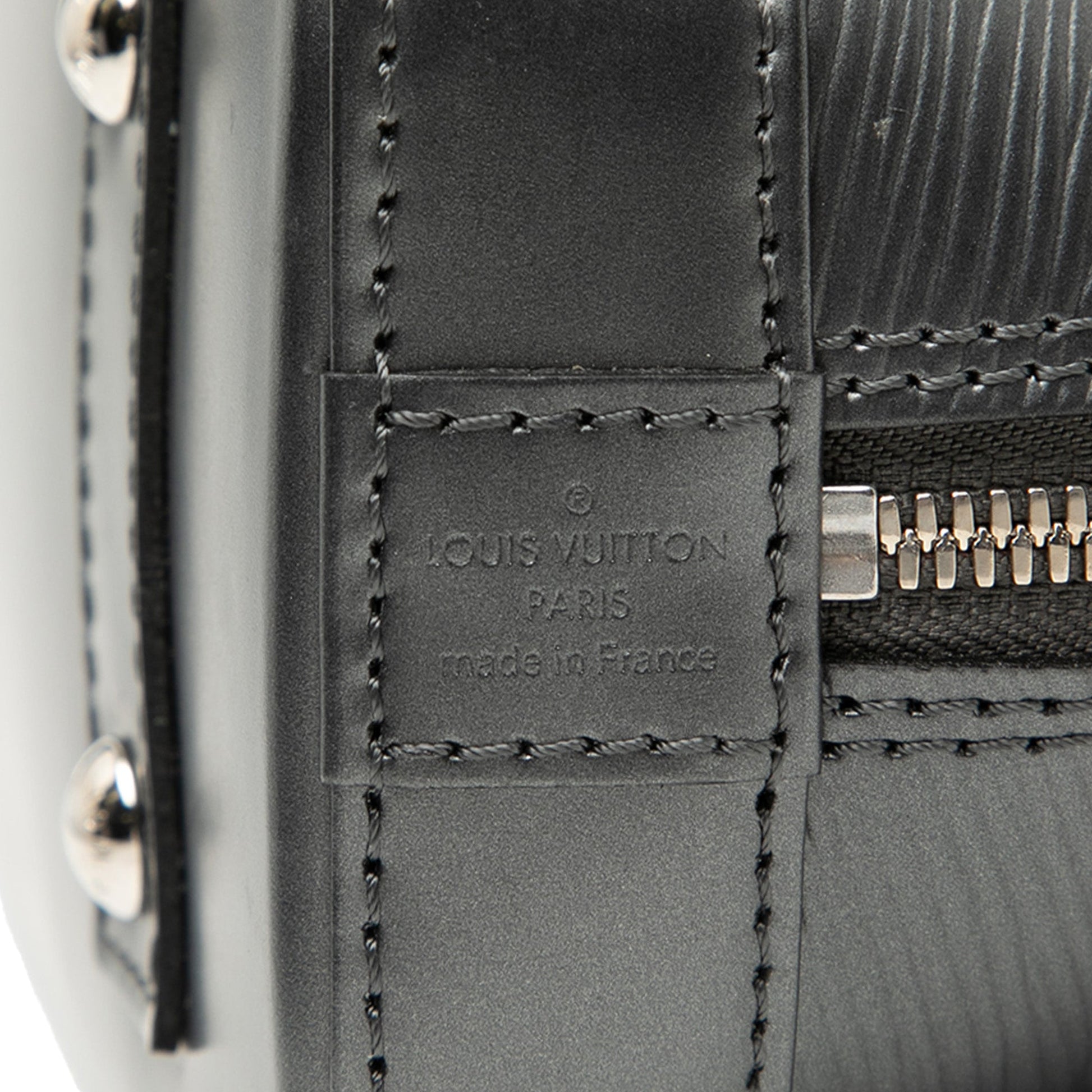Louis Vuitton Epi Alma BB