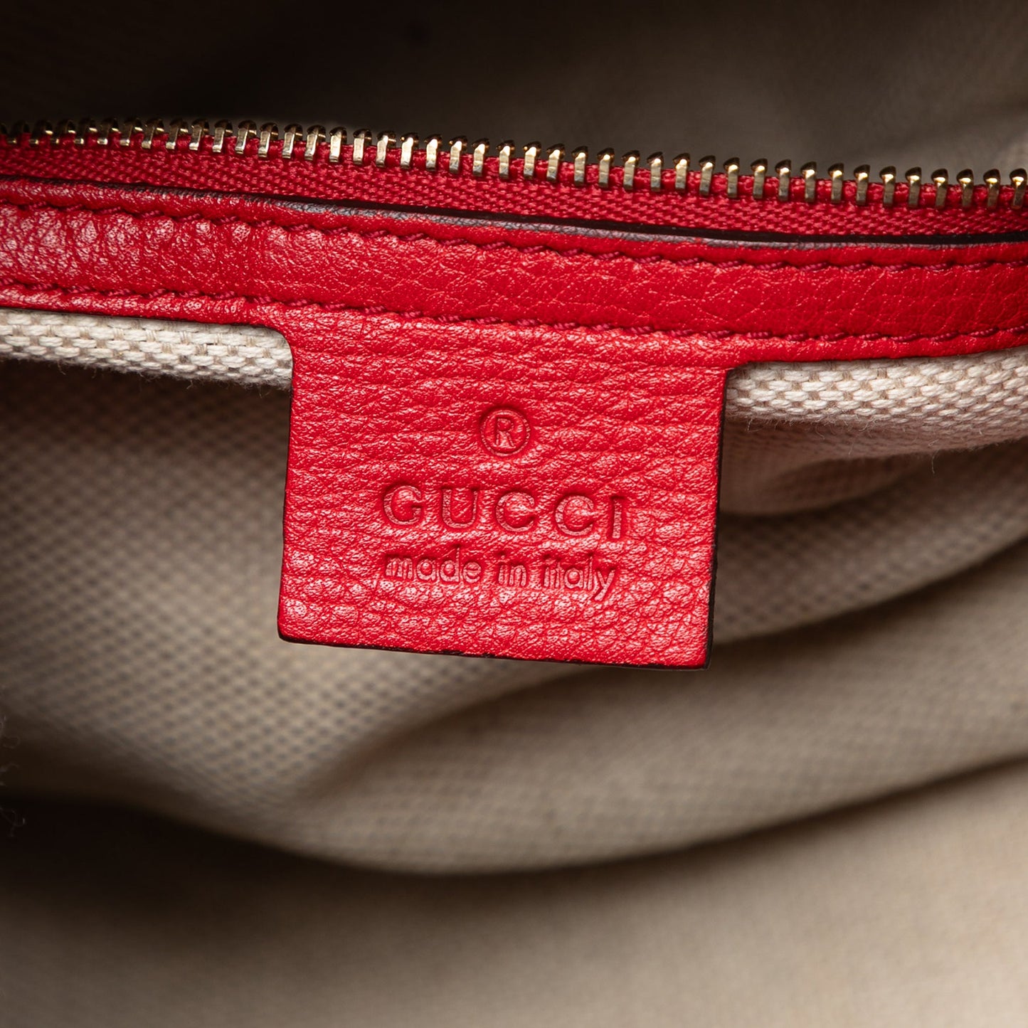 Gucci Medium Pebbled Calfskin Soho Boston Bag