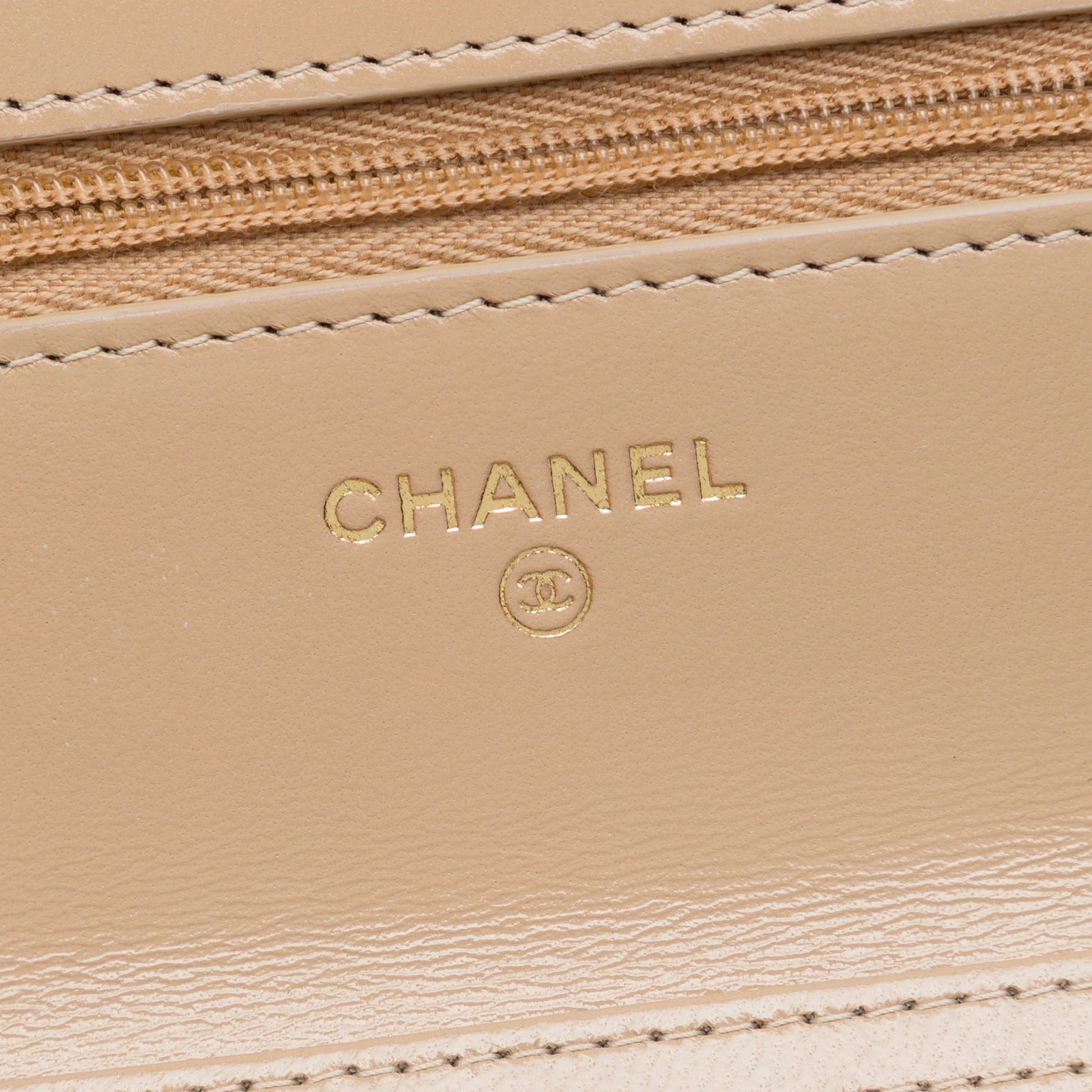 Chanel Quilted Shiny Lambskin 31 Wallet On Chain
