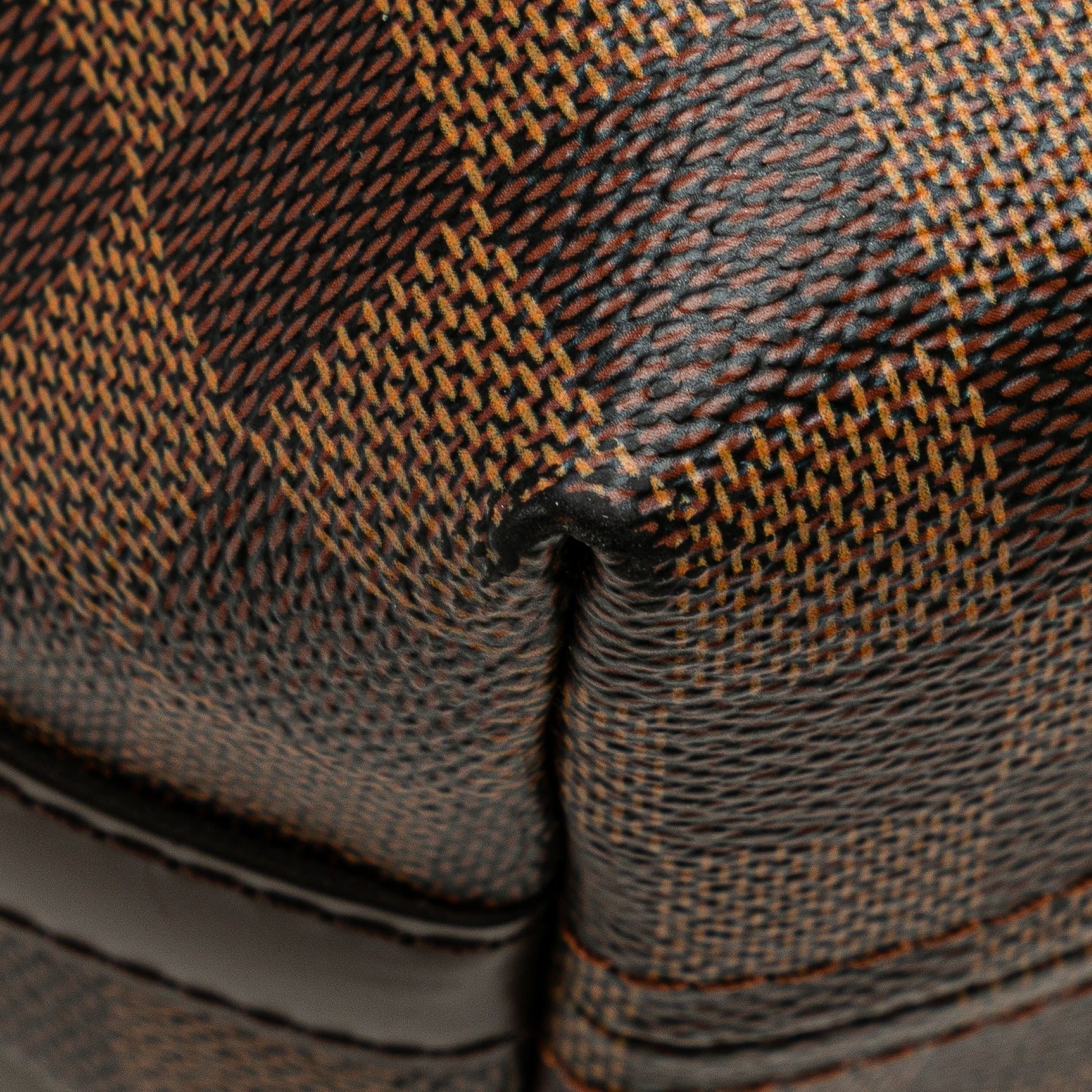 Louis Vuitton Damier Ebene Illovo MM