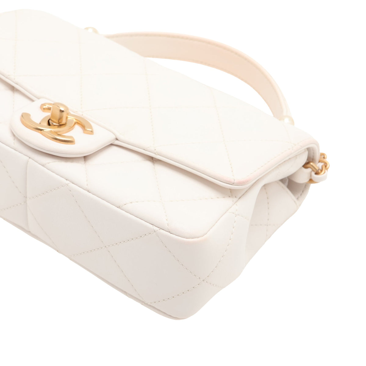 Chanel Medium CC Quilted Caviar Chic Flap — White