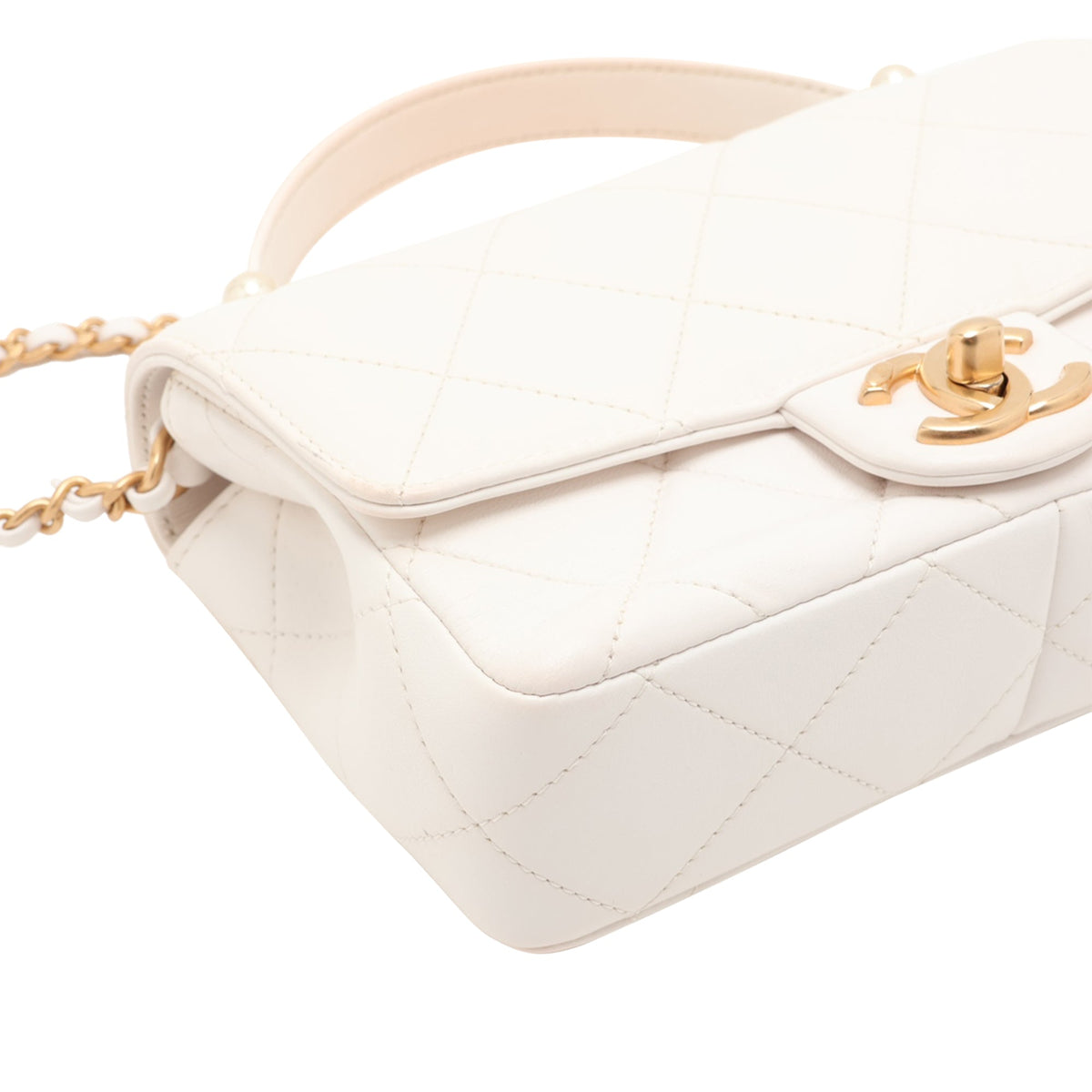 Chanel Medium CC Quilted Caviar Chic Flap — White