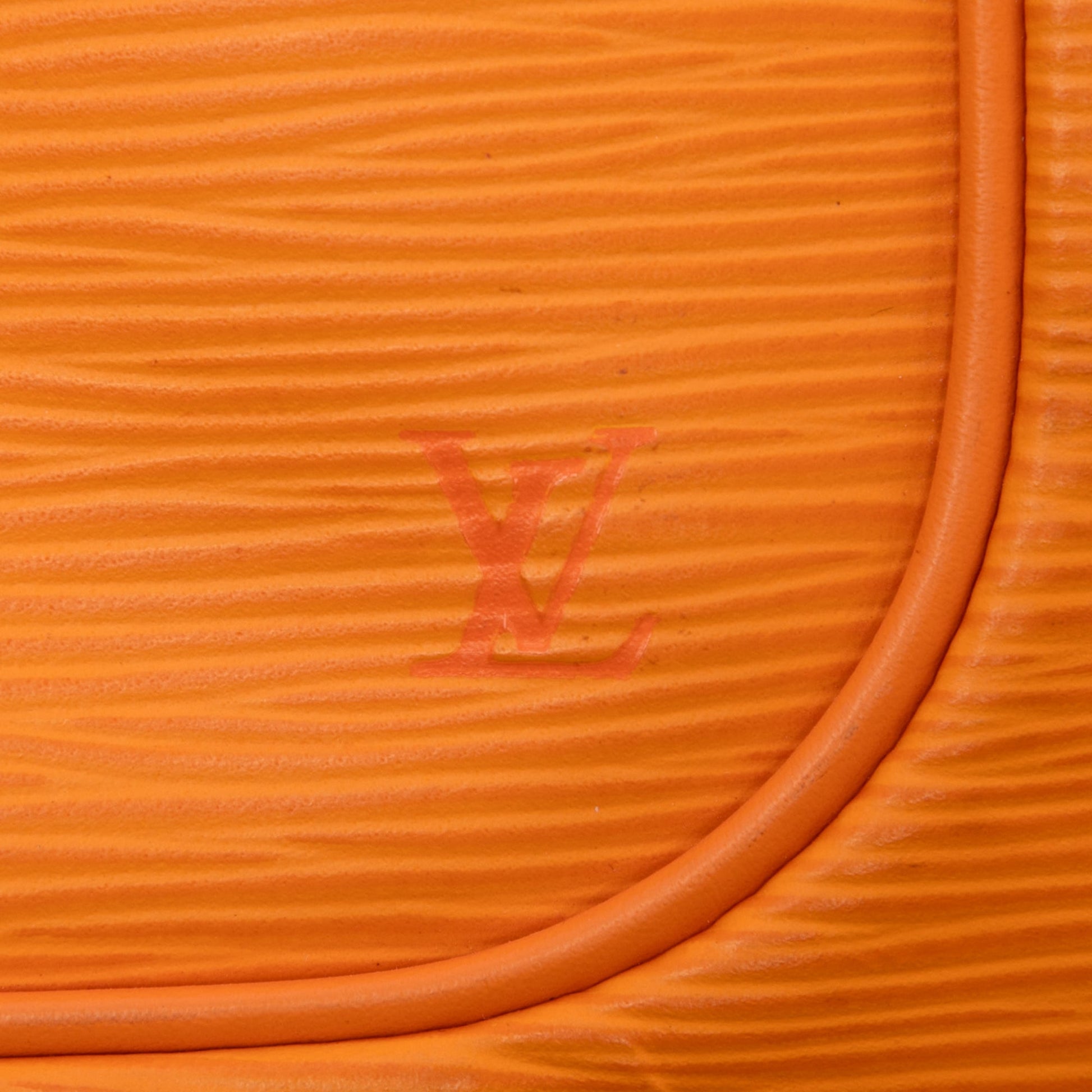 Louis Vuitton Epi Sarvanga