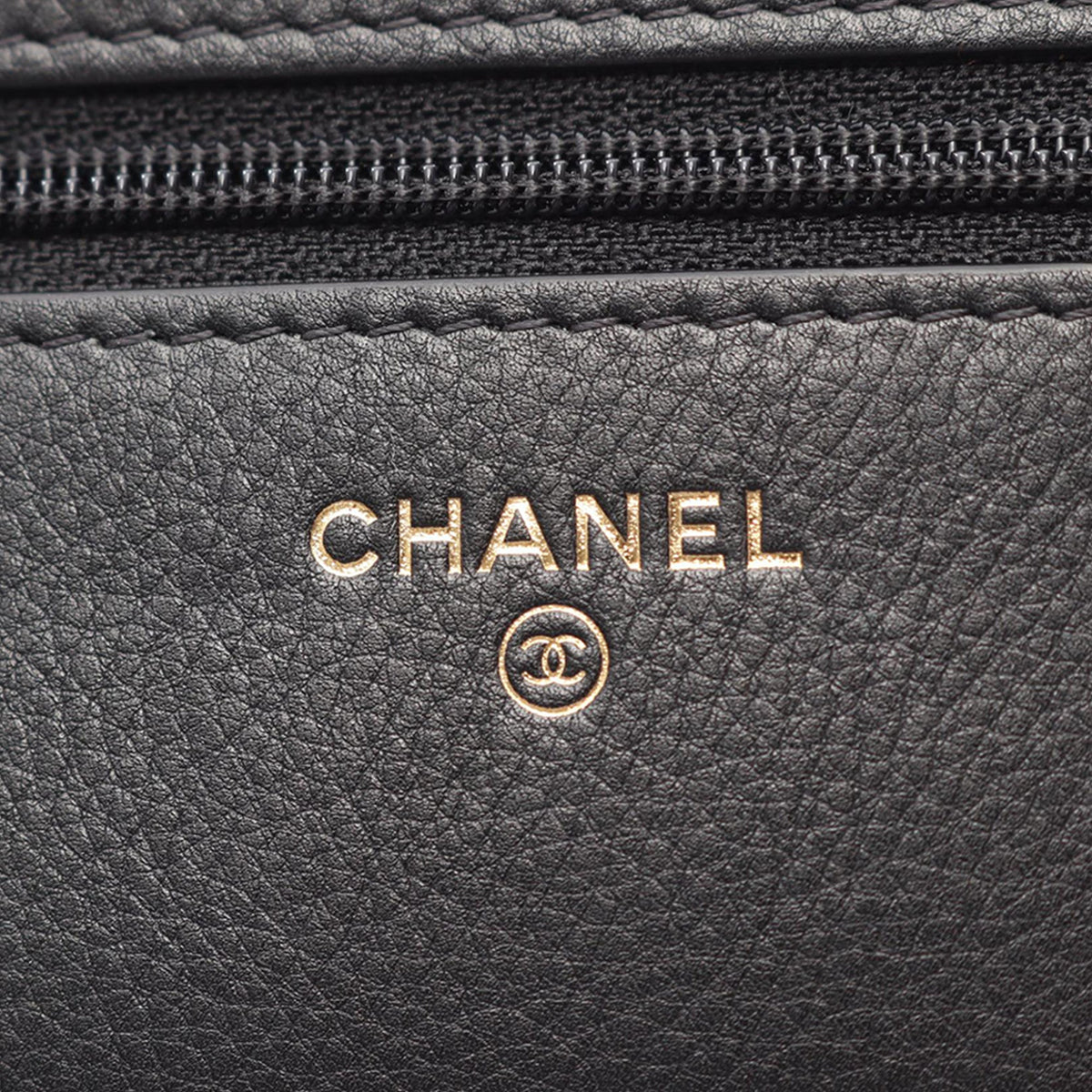 Chanel Quilted Calfskin Pearl CC Accordion Wallet on Chain