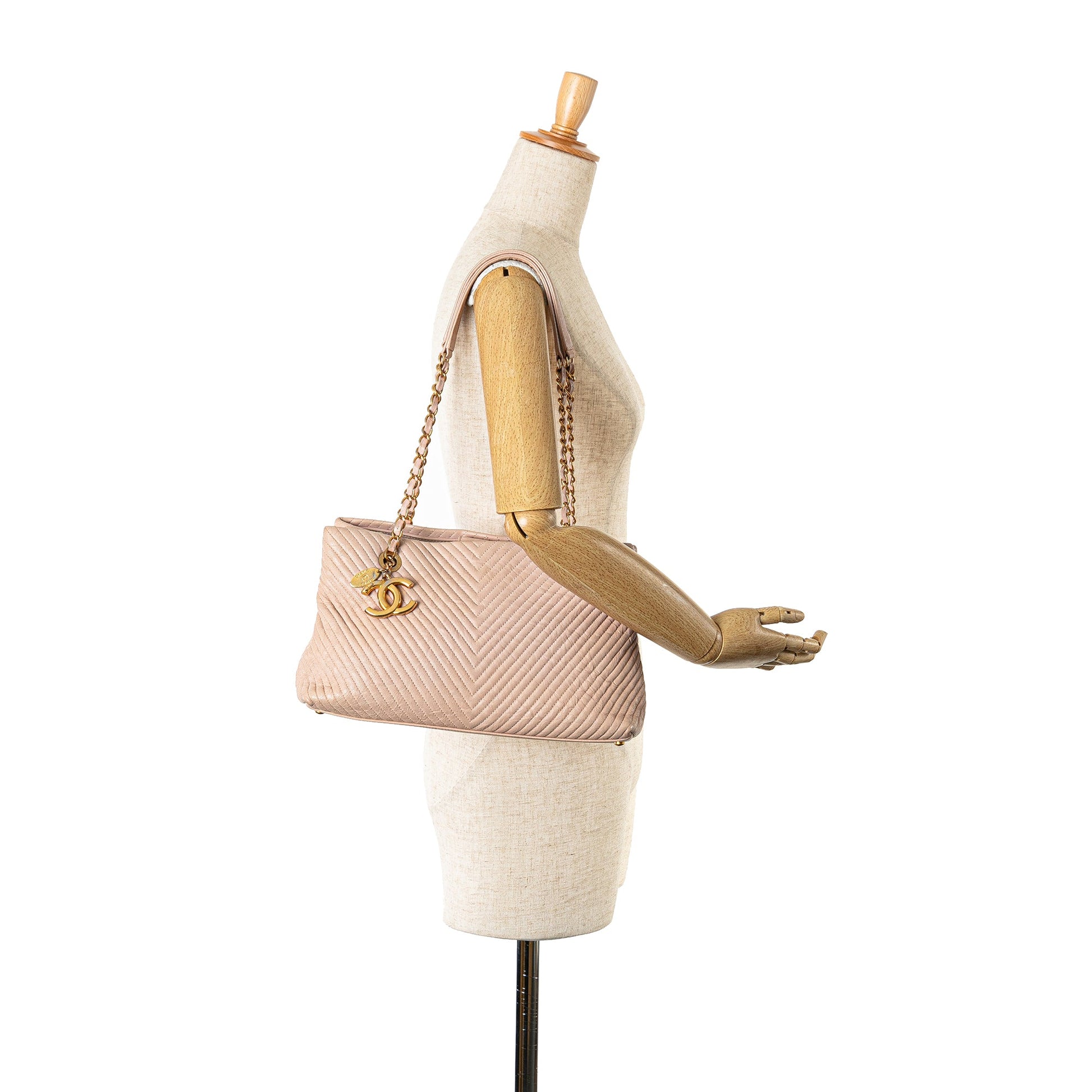 Chanel Large Chevron Calfskin Surpique Tote
