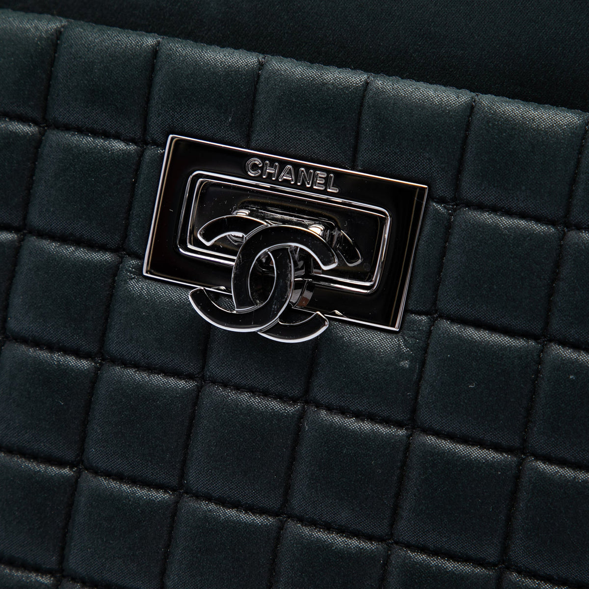 Chanel CC Bubble Quilt Iridescent Calfskin Chain Tote