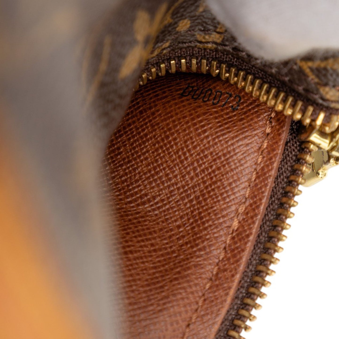 Louis Vuitton Monogram Papillon 28
