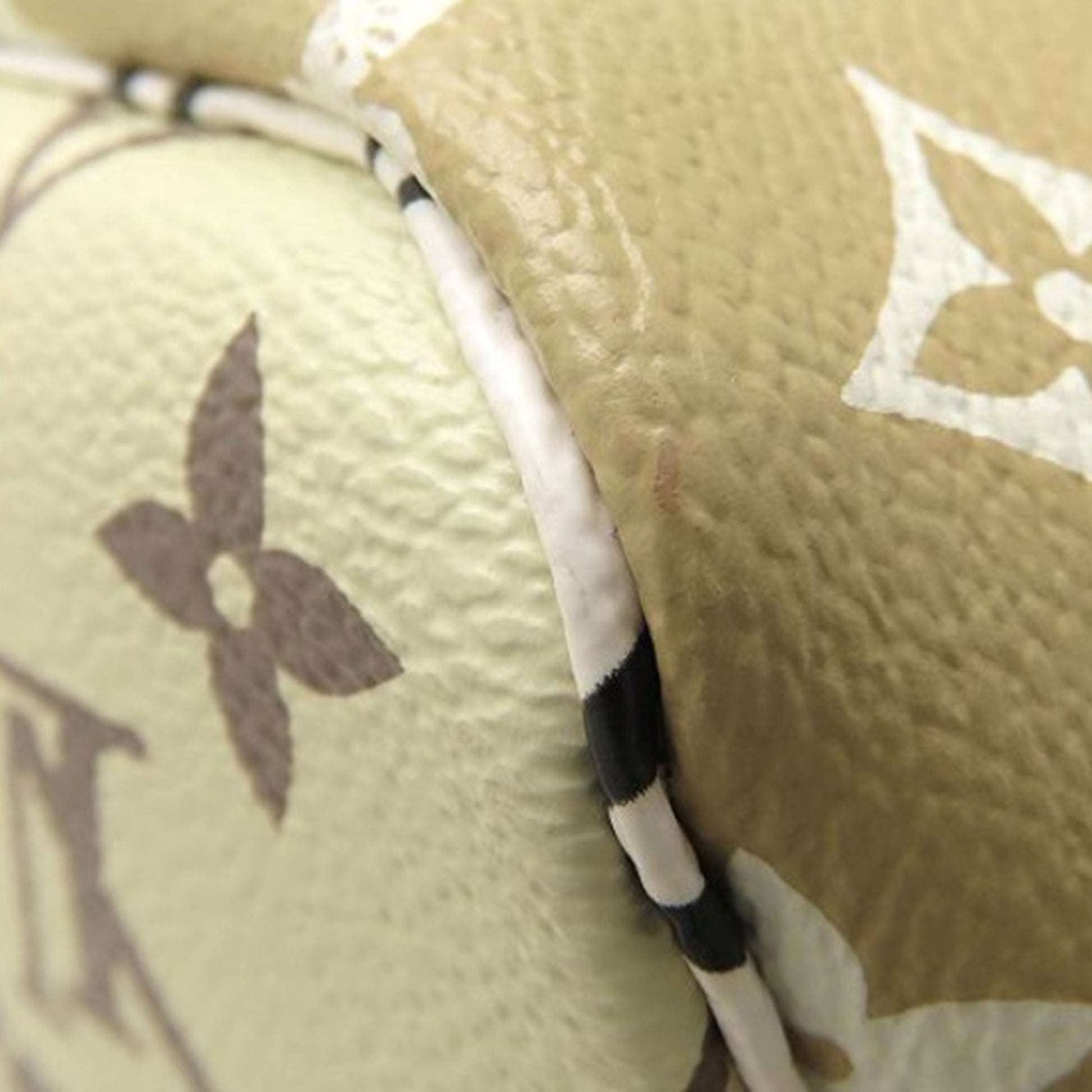 Bicolor Monogram Giant Neverfull MM