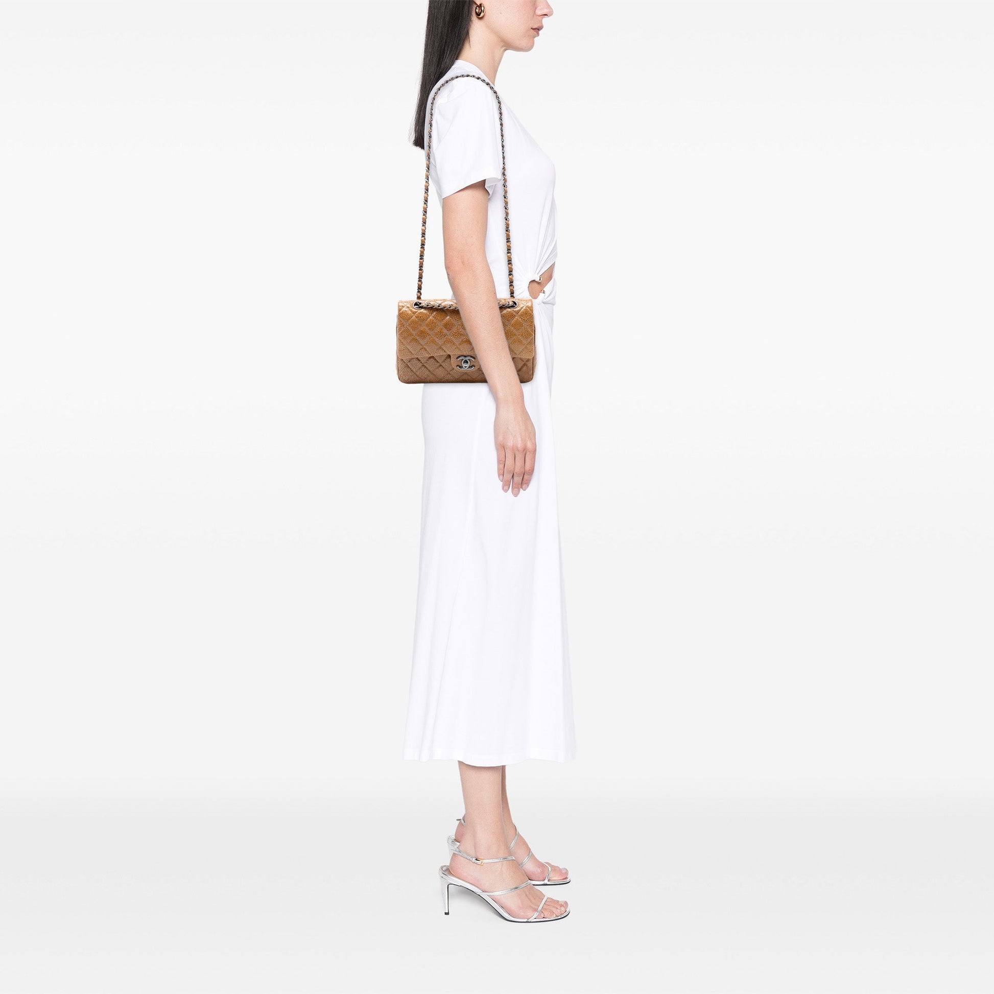 Medium Classic Crinkled Patent Double Flap