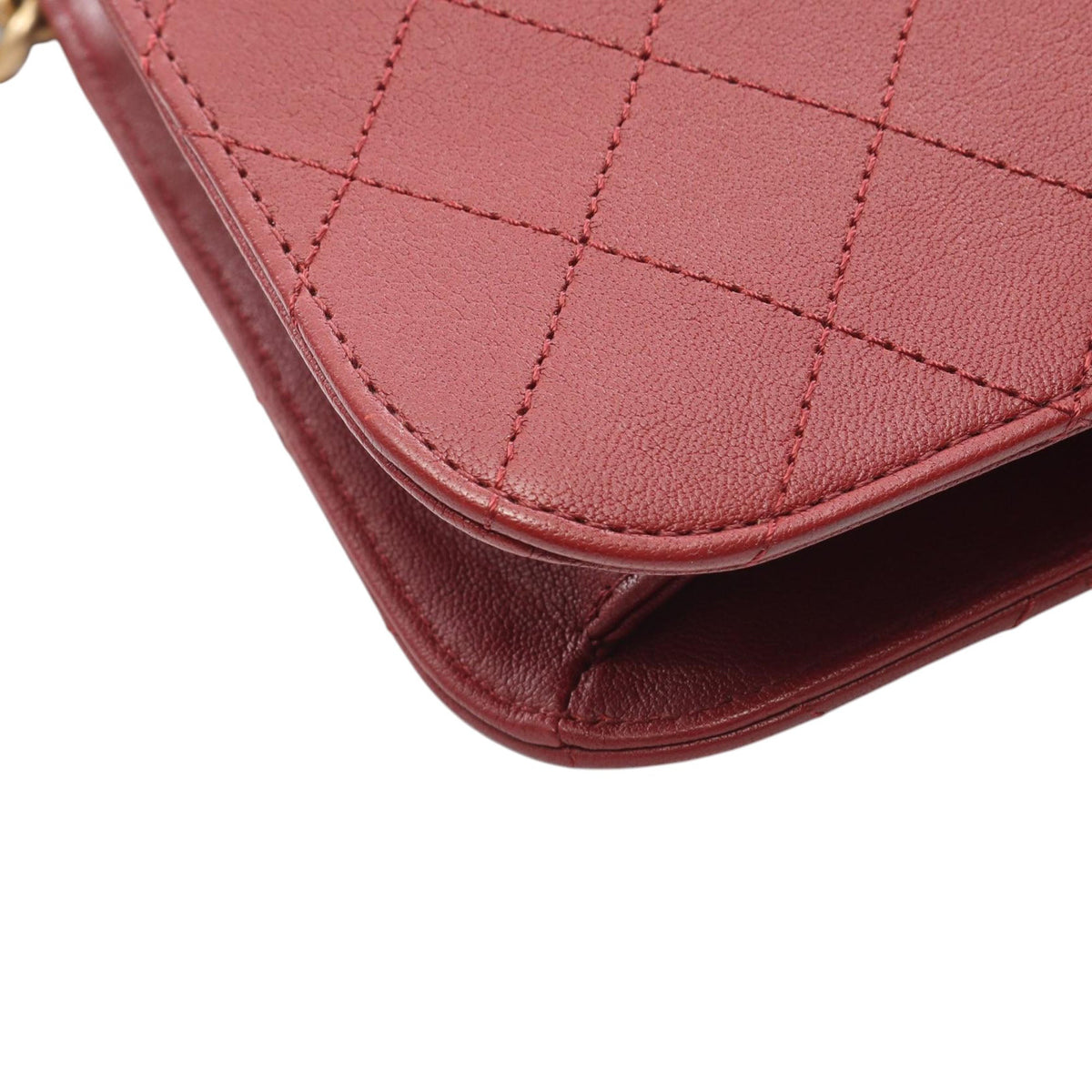 Chanel Medium Quilted Sheepskin Front Chain Flap — Red