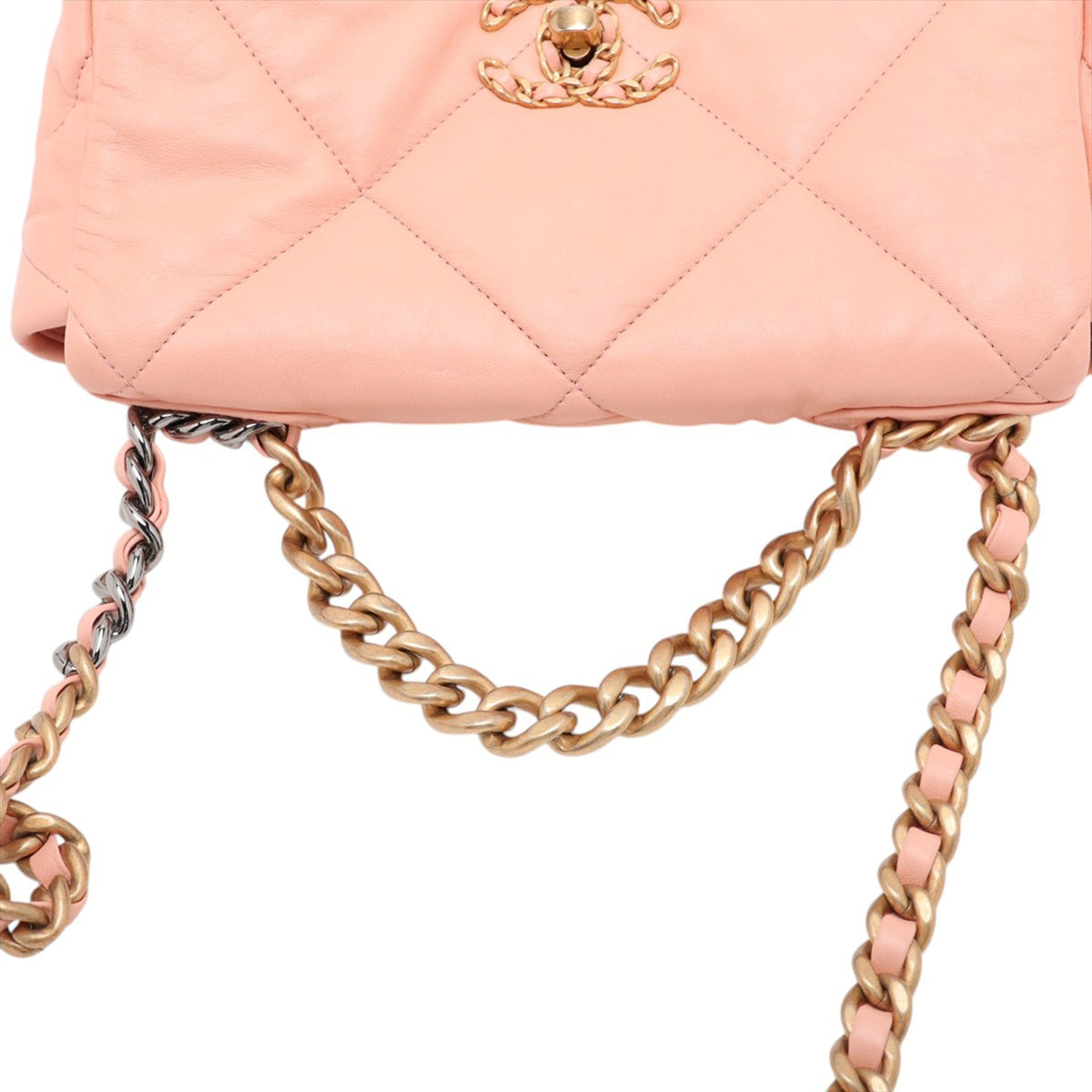 Chanel Medium Lambskin 19 Flap — Pink