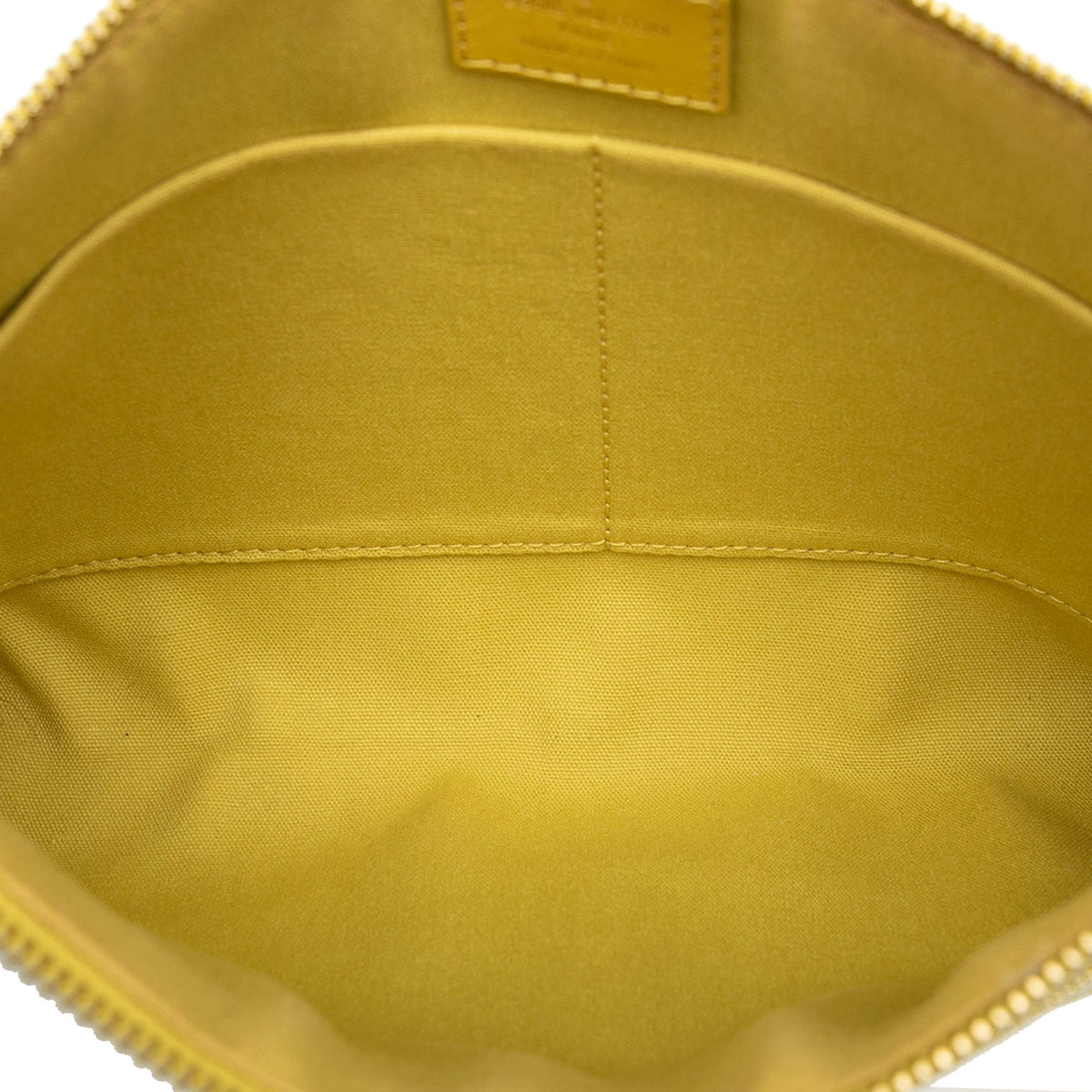 Louis Vuitton Damier Couleurs Element Clutch