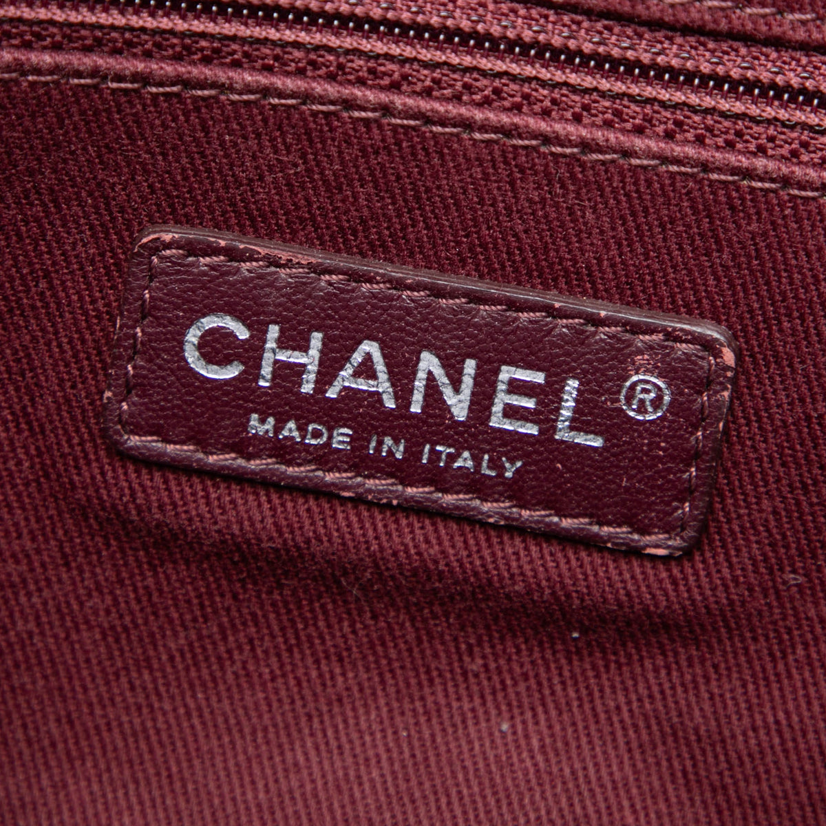 Chanel Large CC Diamond Embossed Calfskin Zip Shopping Tote — Black