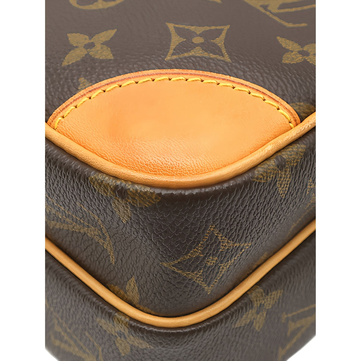 Louis Vuitton Monogram Amazone — Brown