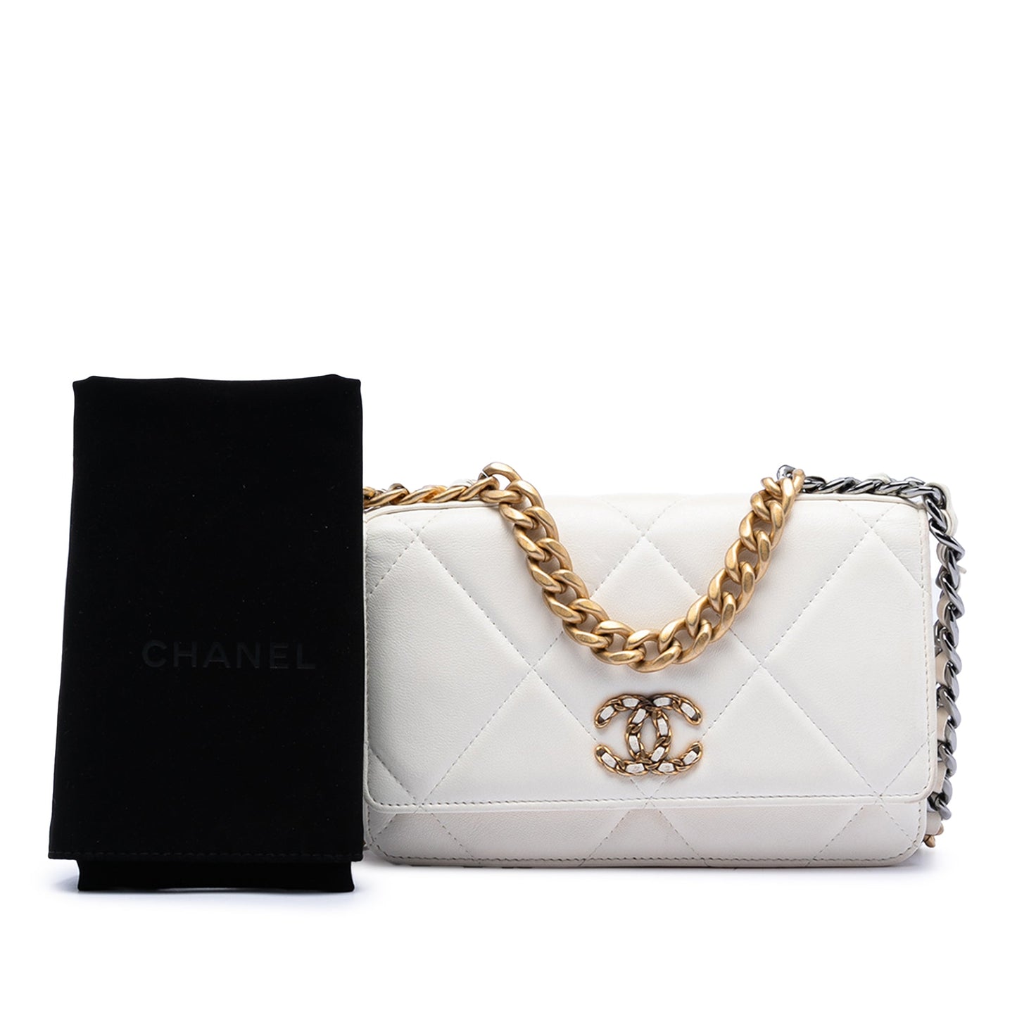 Quilted Lambskin 19 Wallet on Chain