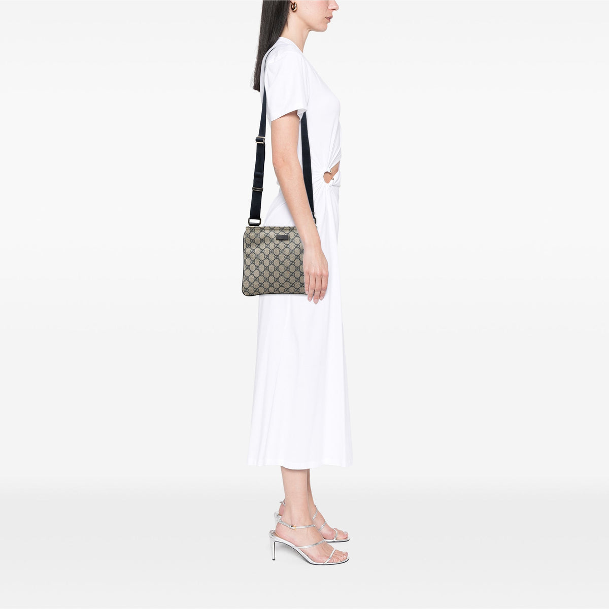 Gucci GG Supreme Crossbody — Beige