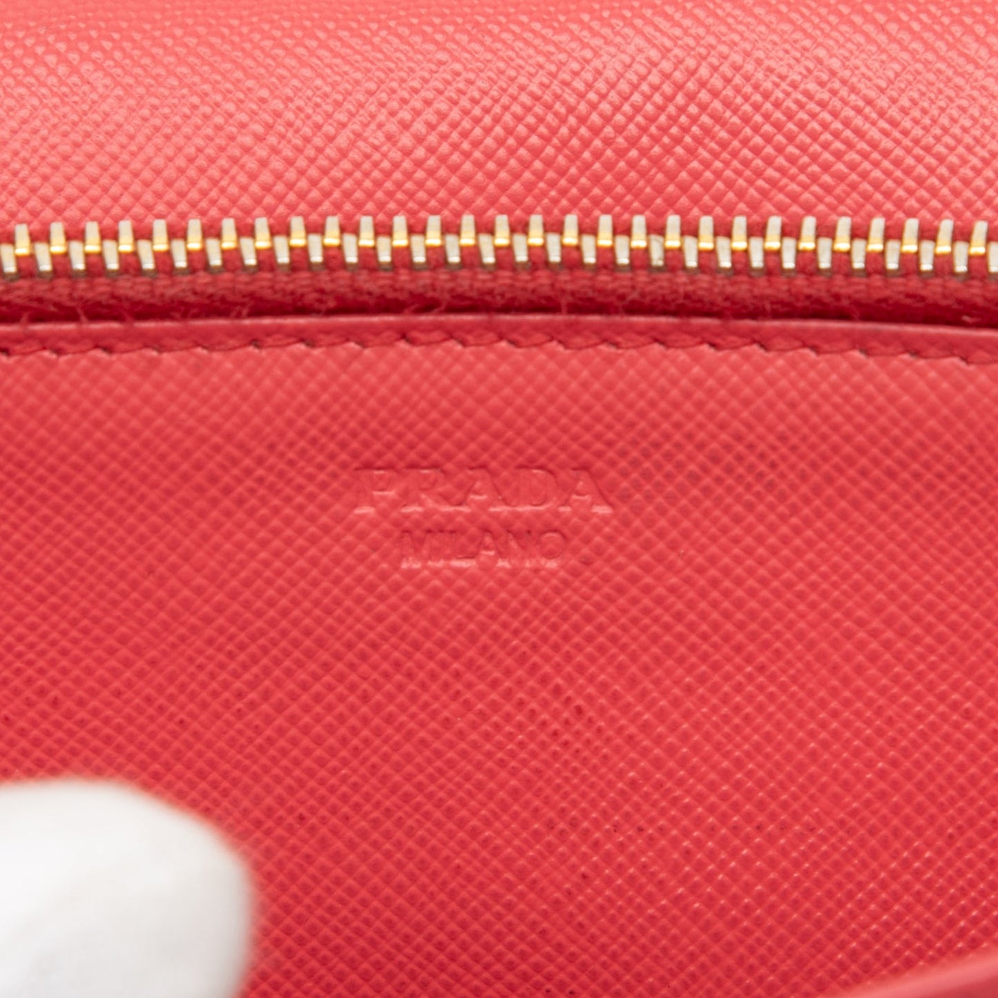 Prada Saffiano Lux Wallet On Chain