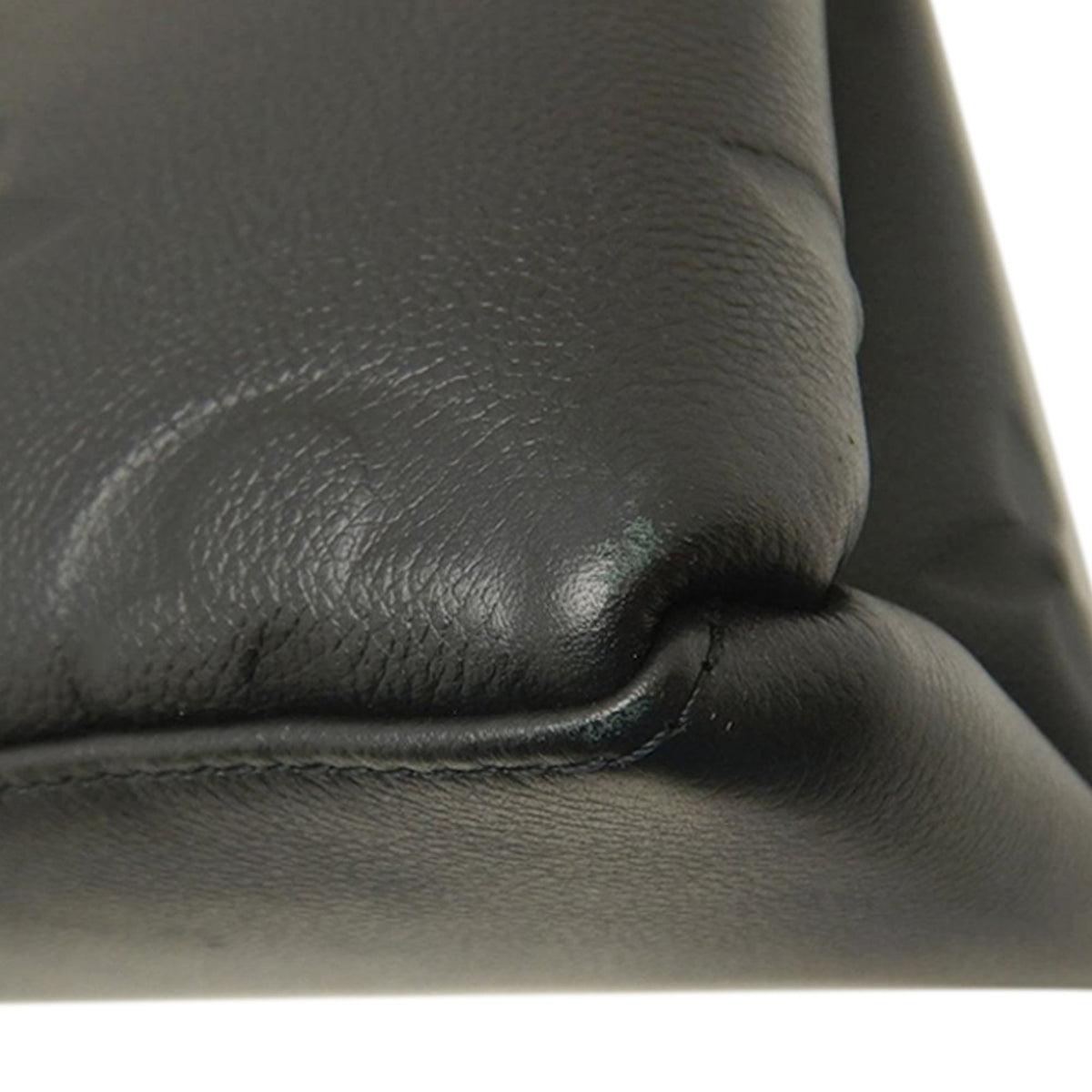 Louis Vuitton Monogram Empreinte Giant Petit Palais