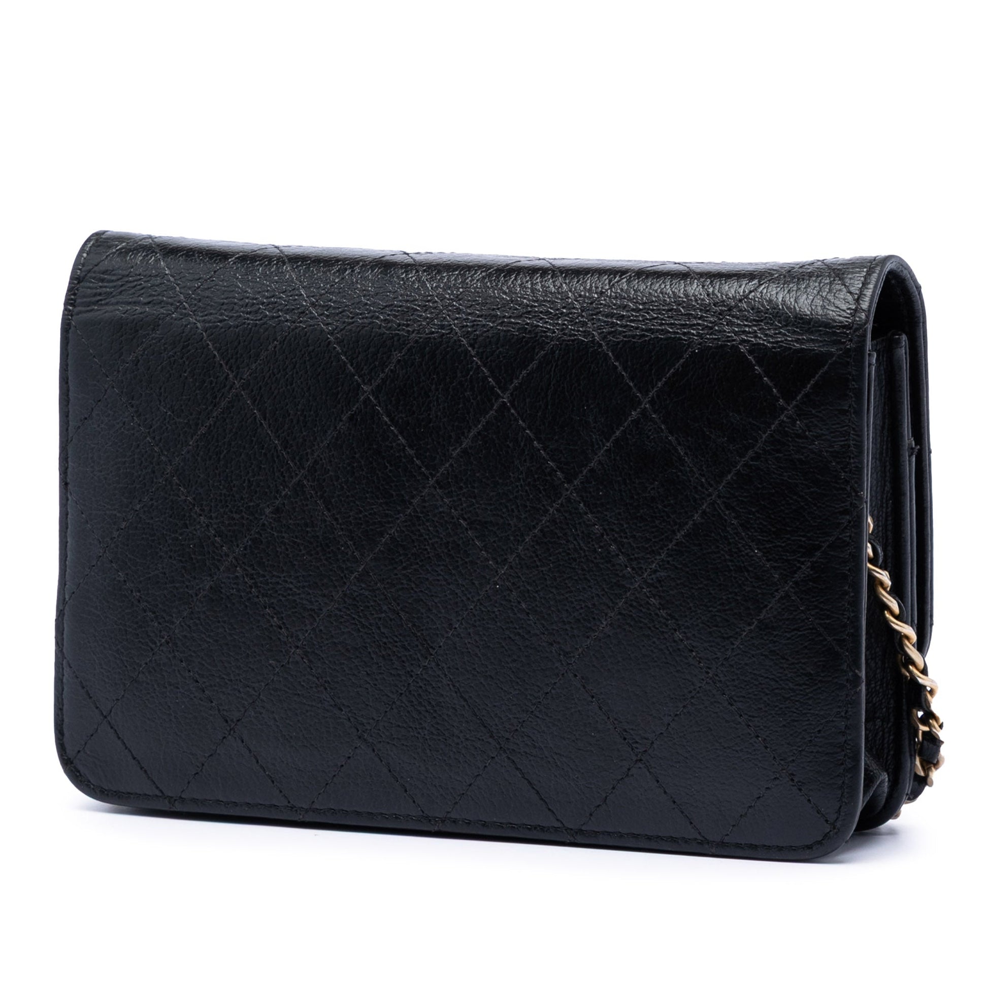 Stitched Goatskin Golden CC Wallet On Chain