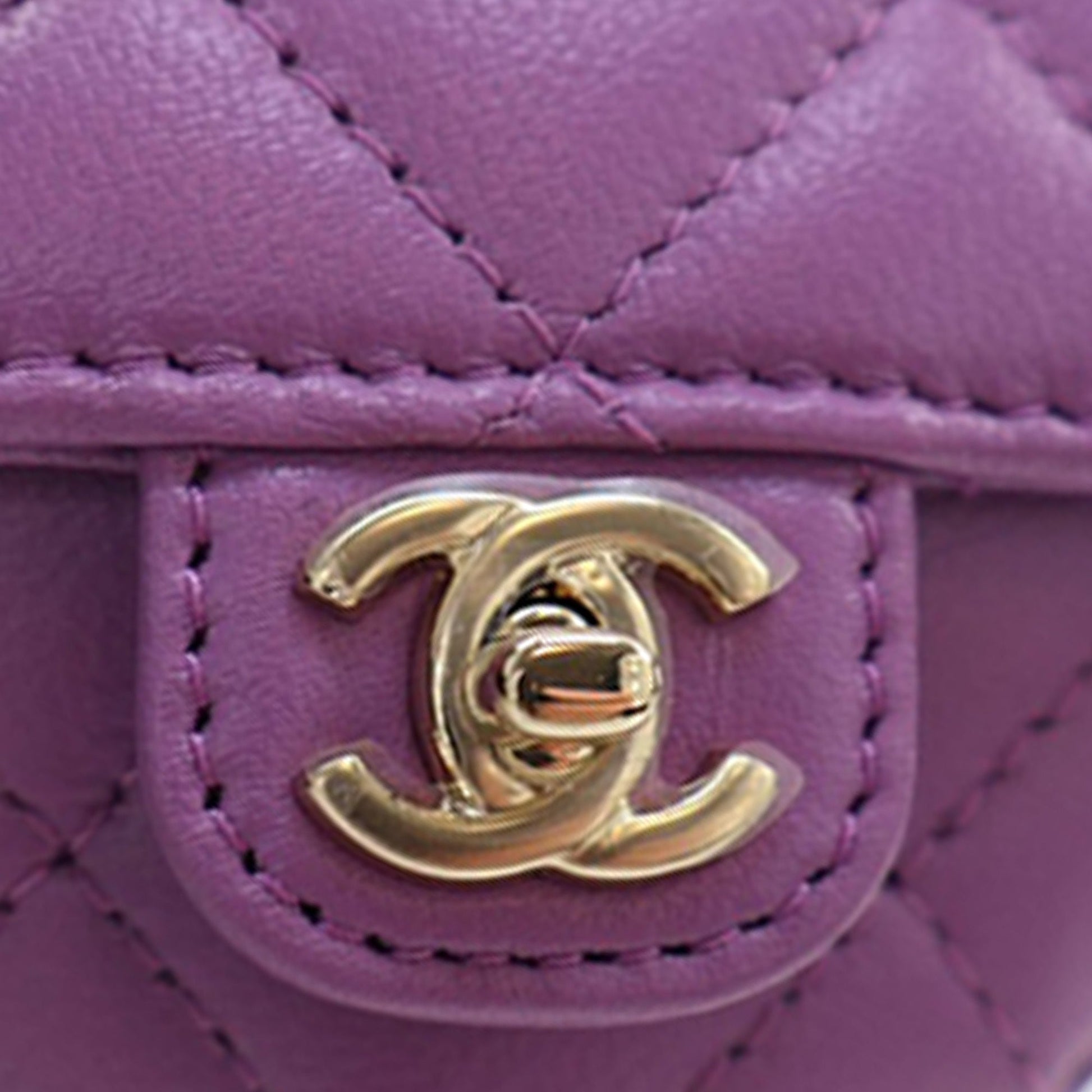 Chanel Lambskin CC in Love Heart Necklace Bag