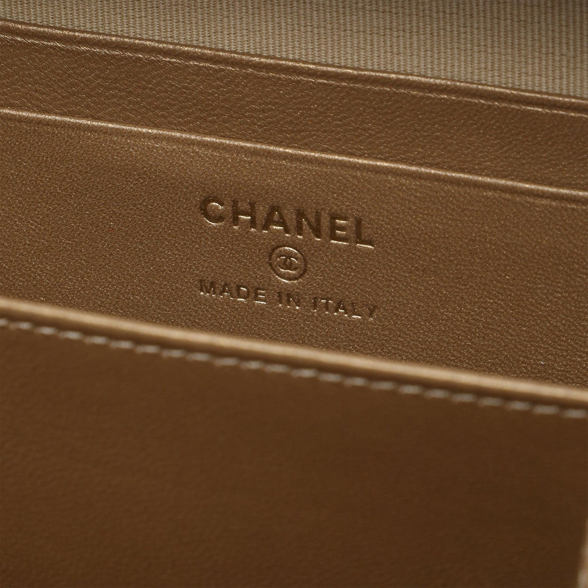Chanel CC Quilted Lambskin Pearl Crush Camera Bag