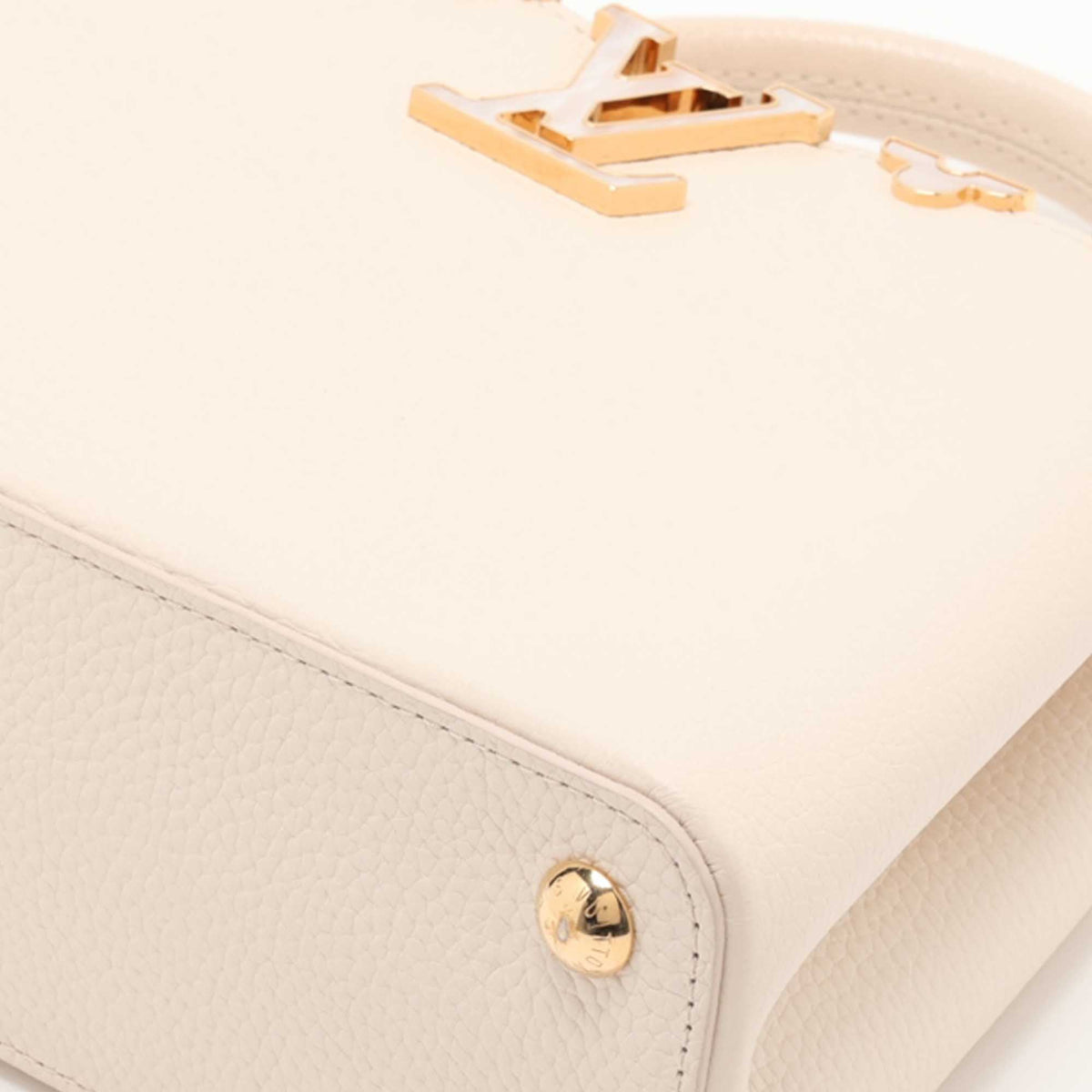 Louis Vuitton Taurillon Capucines BB
