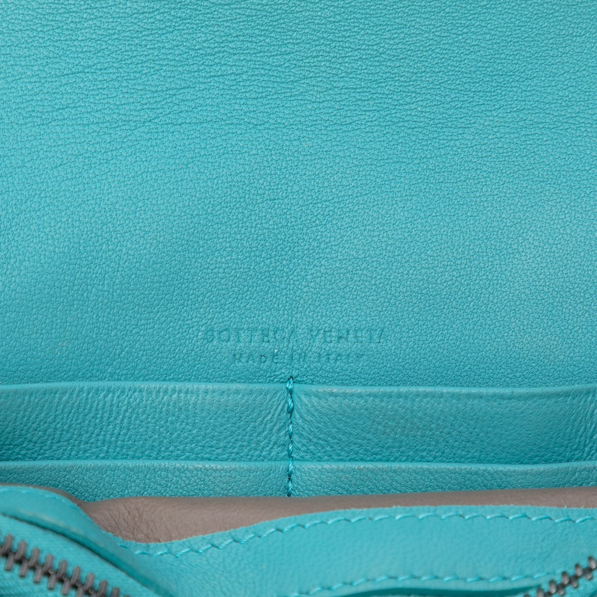 Bottega Veneta Nappa Intrecciato Wallet on Chain